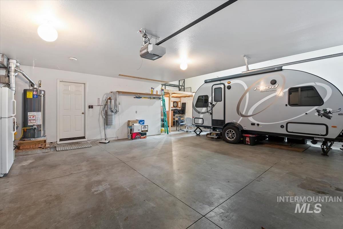 2415 S Georgetown Way, Boise, Idaho 83709, 3 Bedrooms, 2 Bathrooms, Residential For Sale, Price $589,500,MLS 98977422