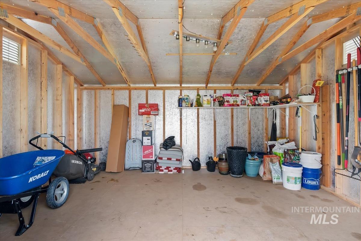 2415 S Georgetown Way, Boise, Idaho 83709, 3 Bedrooms, 2 Bathrooms, Residential For Sale, Price $589,500,MLS 98977422