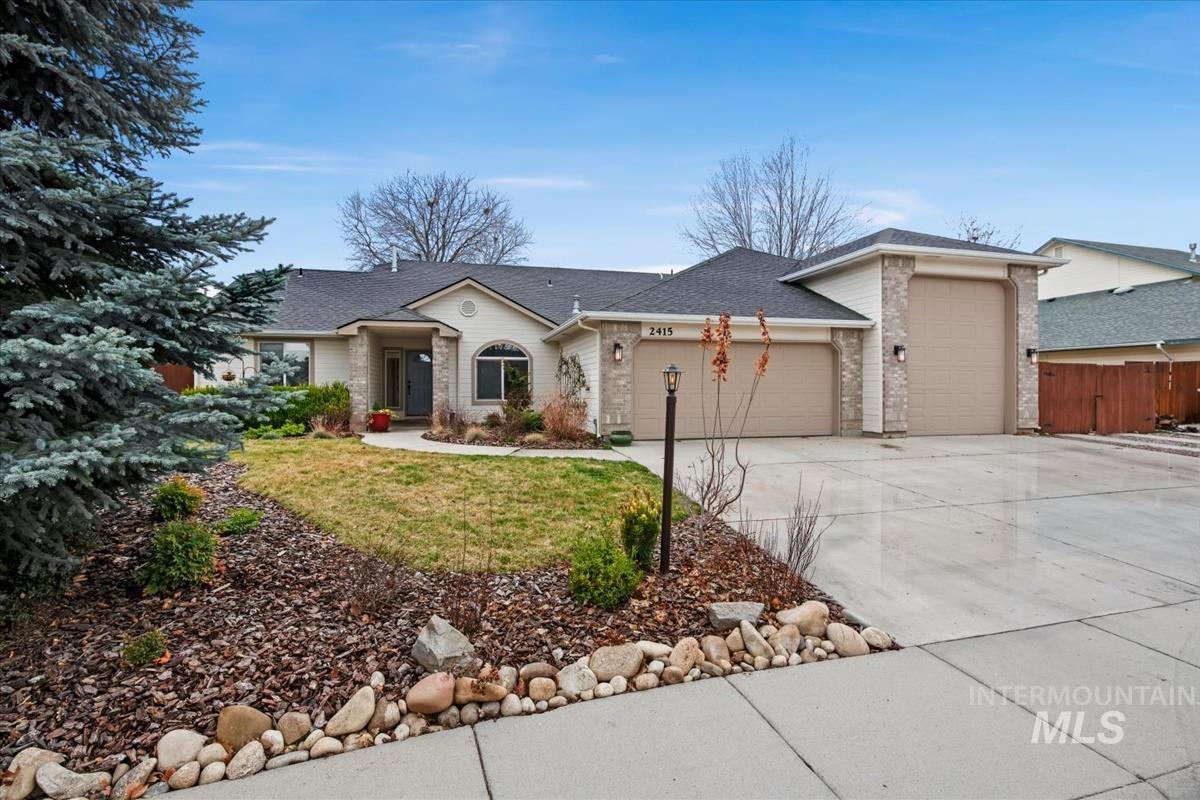 2415 S Georgetown Way, Boise, Idaho 83709, 3 Bedrooms, 2 Bathrooms, Residential For Sale, Price $589,500,MLS 98977422