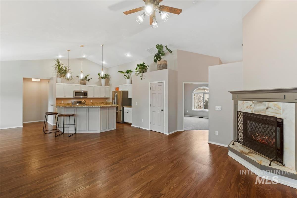 2415 S Georgetown Way, Boise, Idaho 83709, 3 Bedrooms, 2 Bathrooms, Residential For Sale, Price $589,500,MLS 98977422