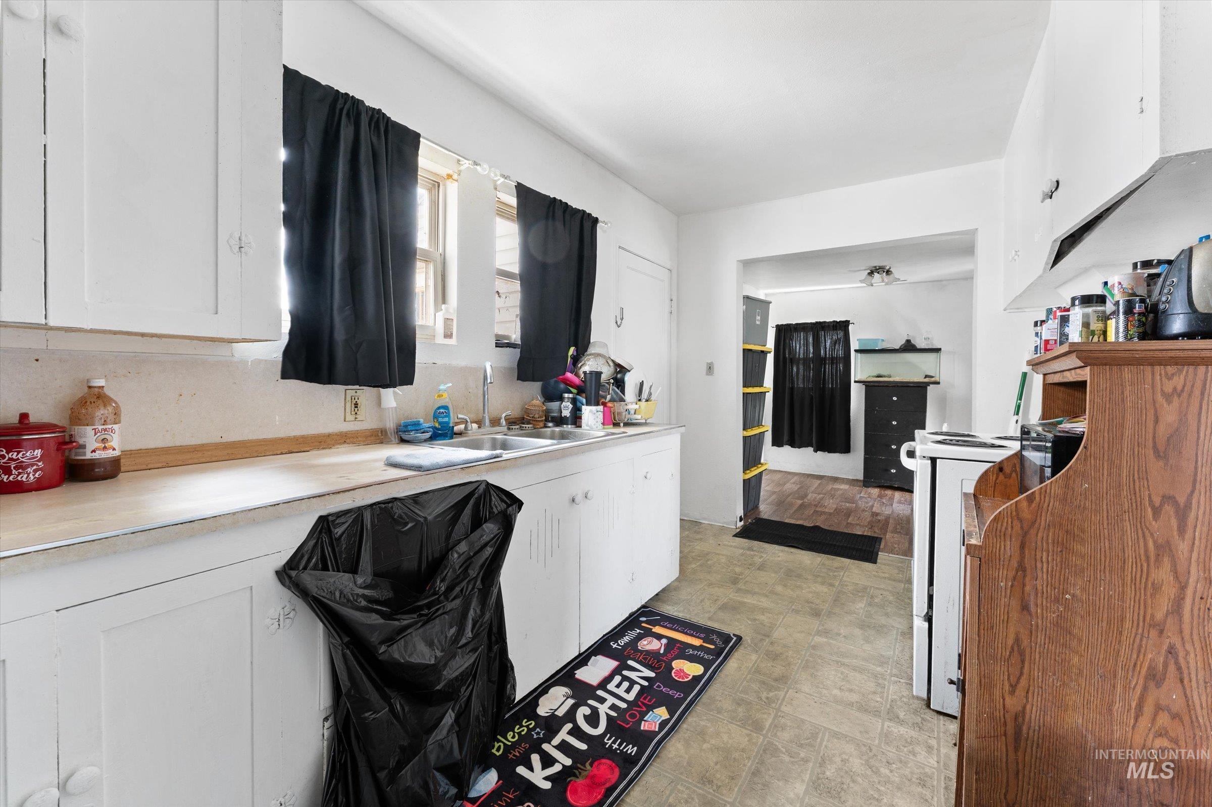 20286 Travis Rd, Wilder, Idaho 83676-5544, 3 Bedrooms, 1 Bathroom, Residential For Sale, Price $774,999,MLS 98977423