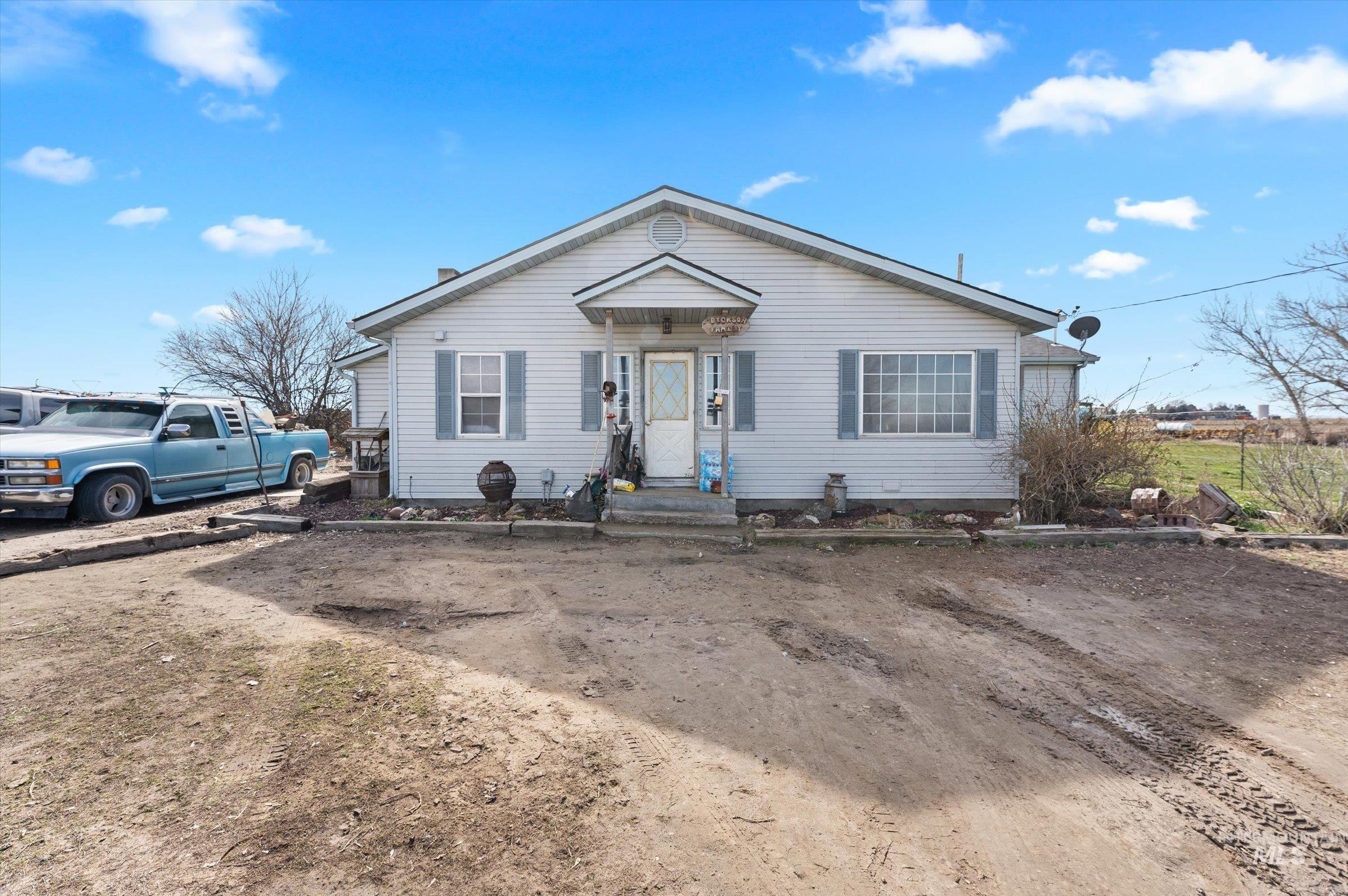 20286 Travis Rd, Wilder, Idaho 83676-5544, 3 Bedrooms, 1 Bathroom, Residential For Sale, Price $774,999,MLS 98977423