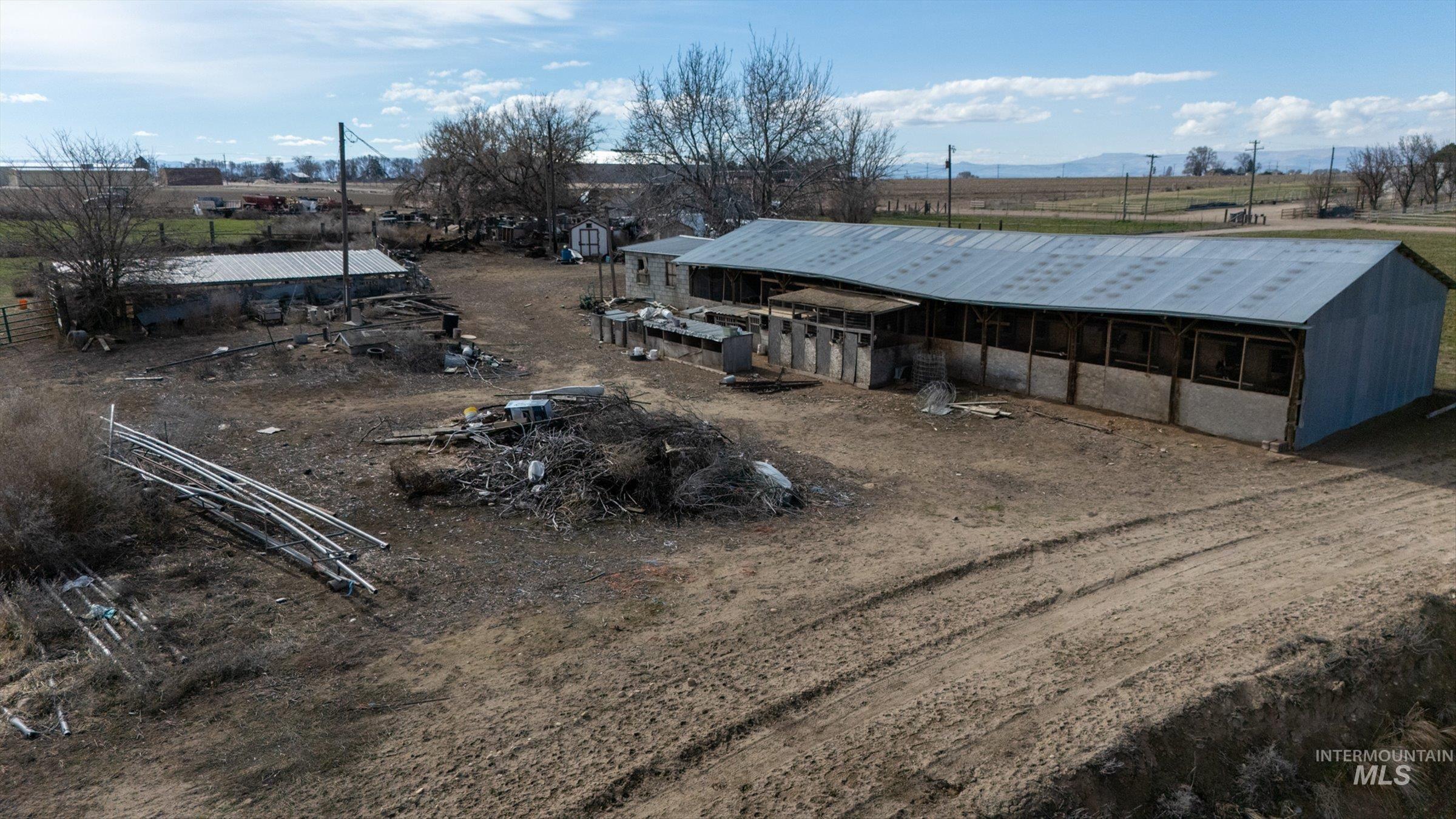 20286 Travis Rd, Wilder, Idaho 83676-5544, 3 Bedrooms, 1 Bathroom, Residential For Sale, Price $774,999,MLS 98977423