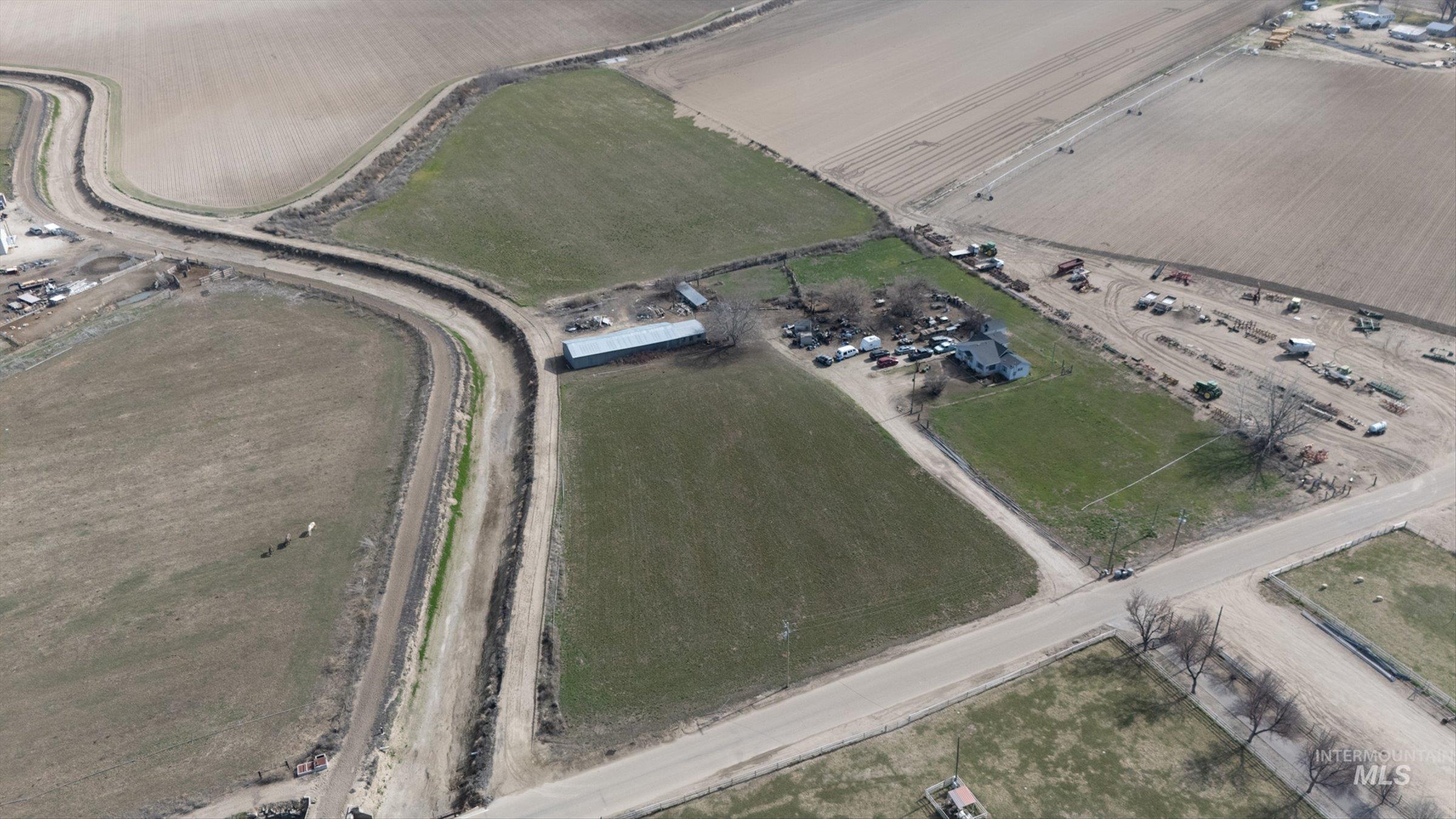 20286 Travis Rd, Wilder, Idaho 83676-5544, 3 Bedrooms, 1 Bathroom, Residential For Sale, Price $774,999,MLS 98977423