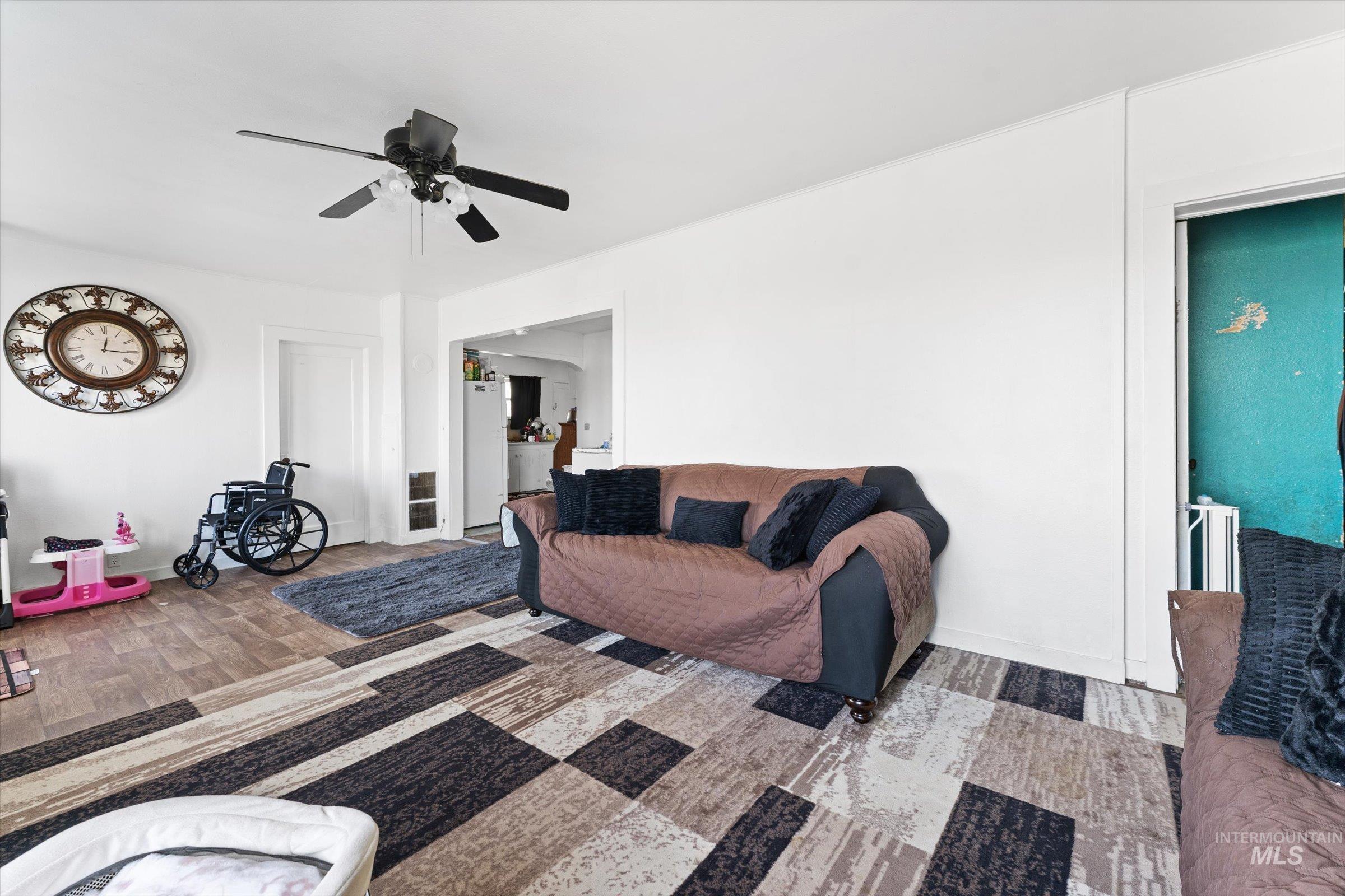 20286 Travis Rd, Wilder, Idaho 83676-5544, 3 Bedrooms, 1 Bathroom, Residential For Sale, Price $774,999,MLS 98977423