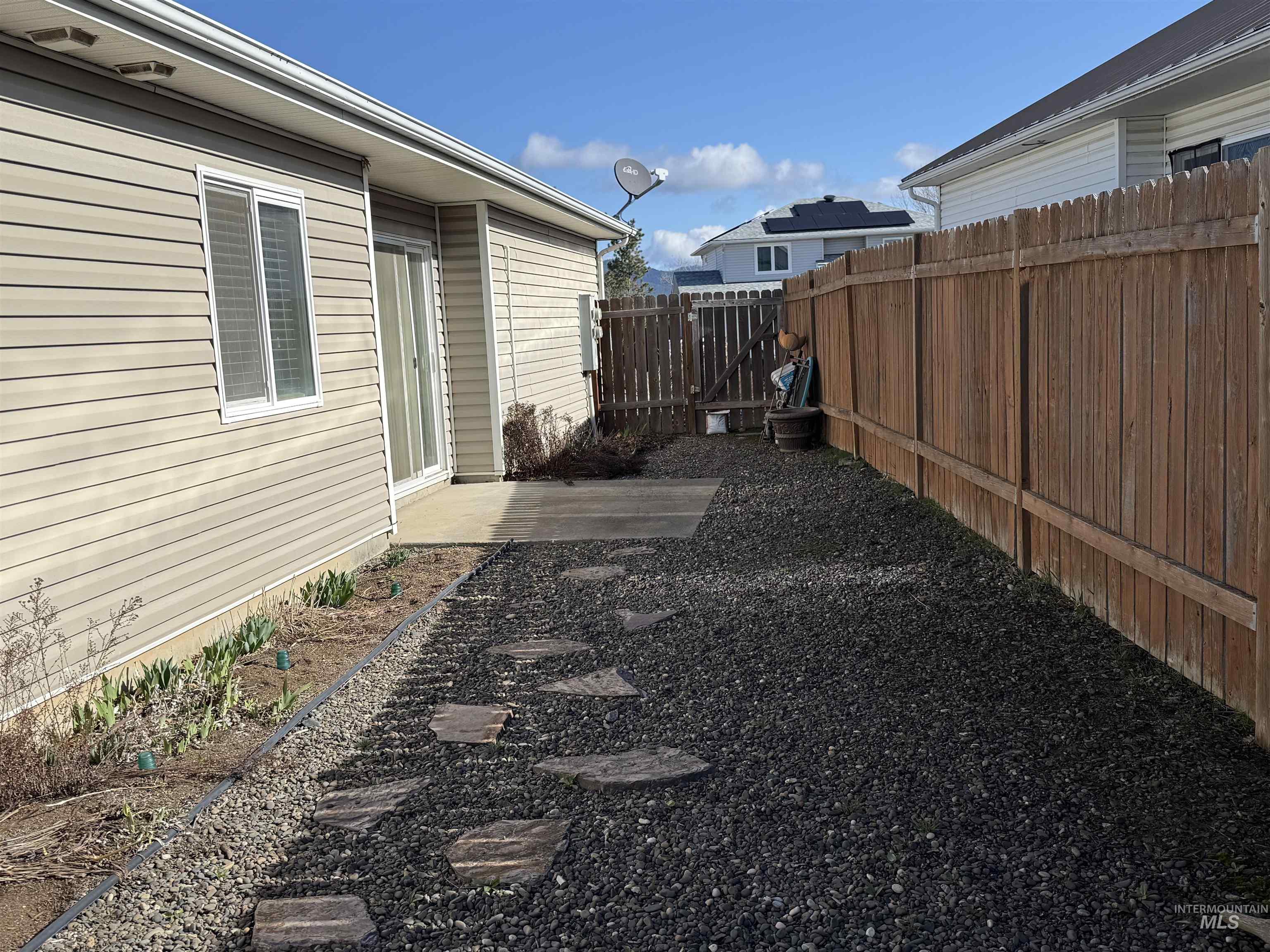 257 Pintail Ln, Moscow, Idaho 83843, 3 Bedrooms, 2 Bathrooms, Residential For Sale, Price $400,000, 98977429