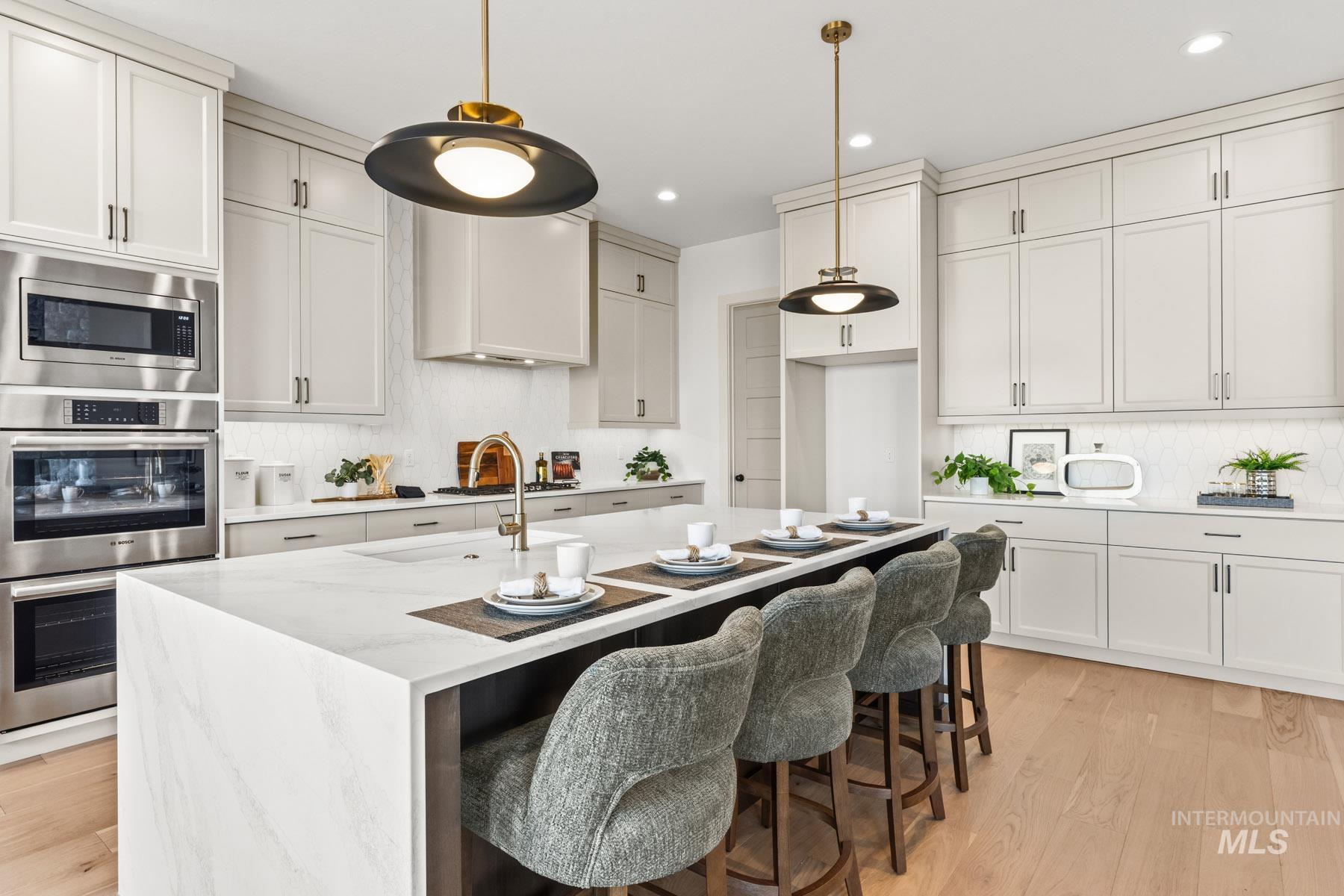 6954 Saddle Bred Way, Star, Idaho 83669, 3 Bedrooms, 3.5 Bathrooms, Residential For Sale, Price $1,026,028,MLS 98977431