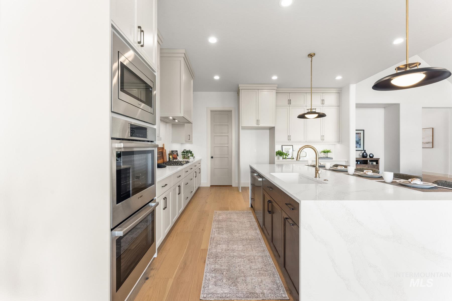 6954 Saddle Bred Way, Star, Idaho 83669, 3 Bedrooms, 3.5 Bathrooms, Residential For Sale, Price $1,026,028,MLS 98977431