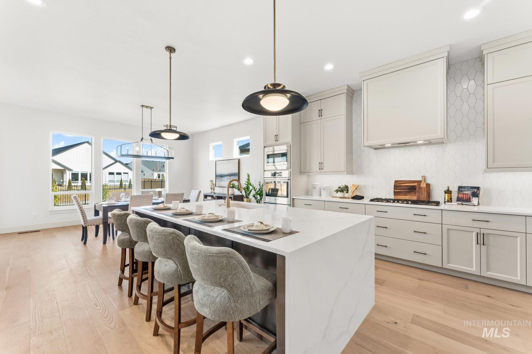 6954 Saddle Bred Way, Star, Idaho 83669, 3 Bedrooms, 3.5 Bathrooms, Residential For Sale, Price $1,026,028,MLS 98977431