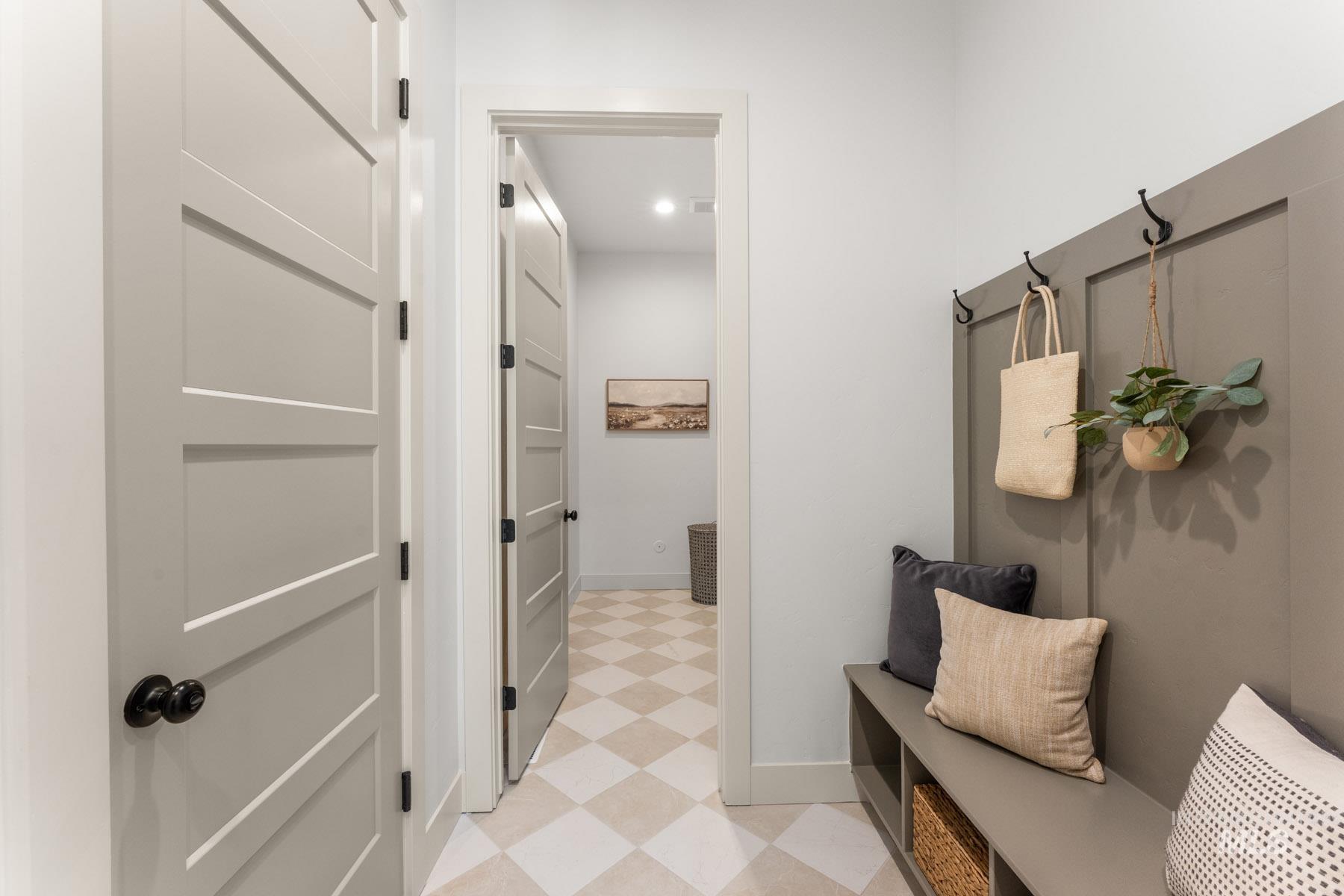 6954 Saddle Bred Way, Star, Idaho 83669, 3 Bedrooms, 3.5 Bathrooms, Residential For Sale, Price $1,026,028,MLS 98977431