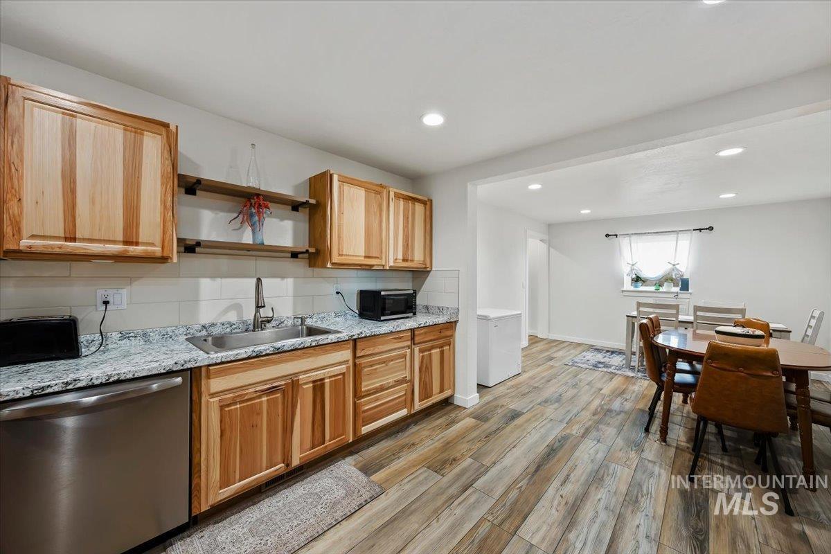 3536 N 2300 E, Filer, Idaho 83328, 3 Bedrooms, 2.5 Bathrooms, Farm & Ranch For Sale, Price $2,000,000,MLS 98977435