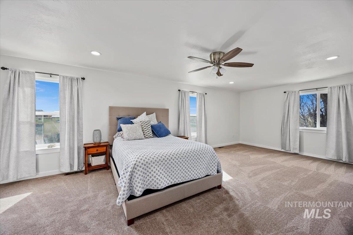 3536 N 2300 E, Filer, Idaho 83328, 3 Bedrooms, 2.5 Bathrooms, Farm & Ranch For Sale, Price $2,000,000,MLS 98977435