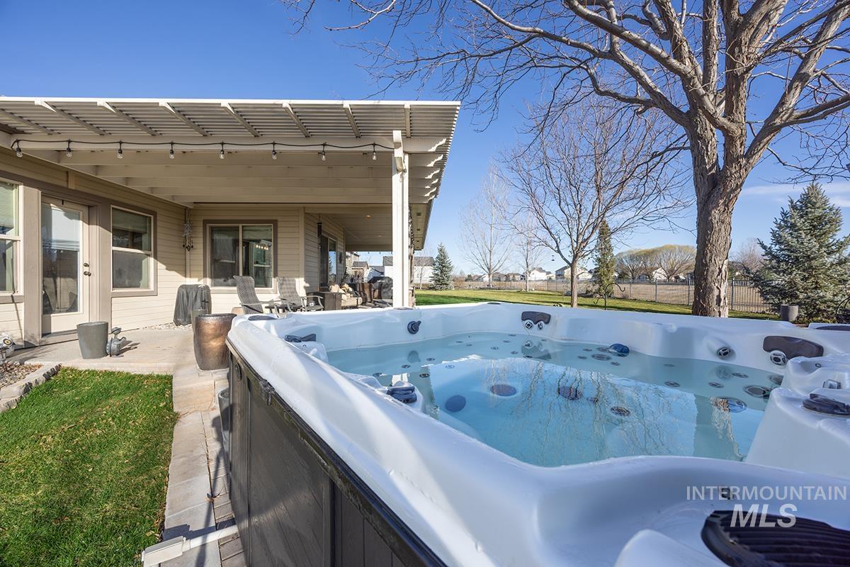 12153 W Touchrock Lane, Kuna, Idaho 83634, 3 Bedrooms, 2.5 Bathrooms, Residential For Sale, Price $707,800,MLS 98977436