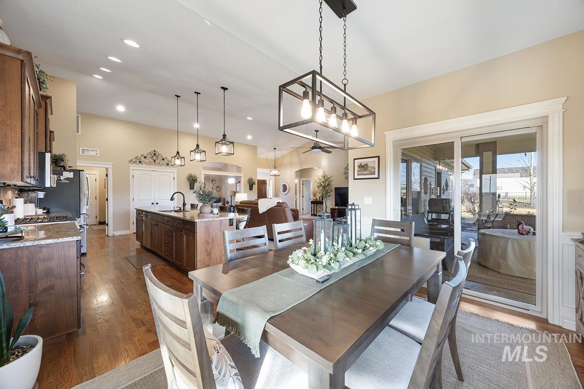 12153 W Touchrock Lane, Kuna, Idaho 83634, 3 Bedrooms, 2.5 Bathrooms, Residential For Sale, Price $707,800,MLS 98977436