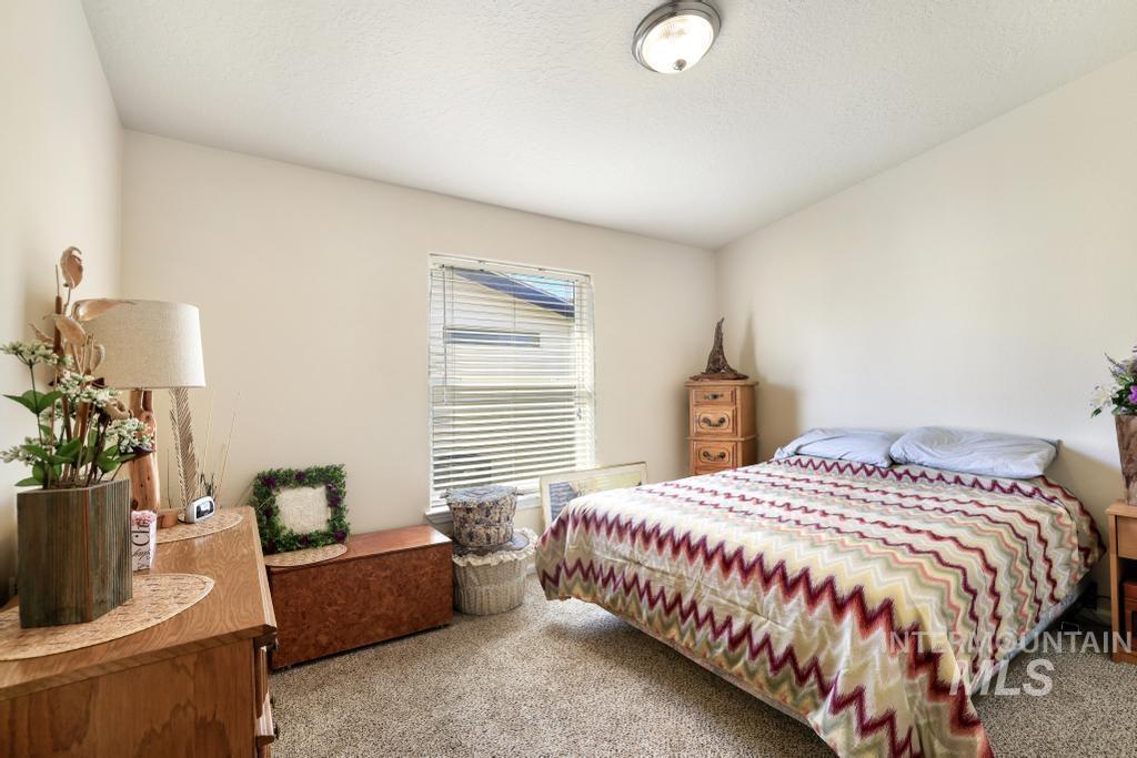 910 Moonglo Road, Buhl, Idaho 83316, 3 Bedrooms, 2 Bathrooms, Residential For Sale, Price $162,500,MLS 98977437