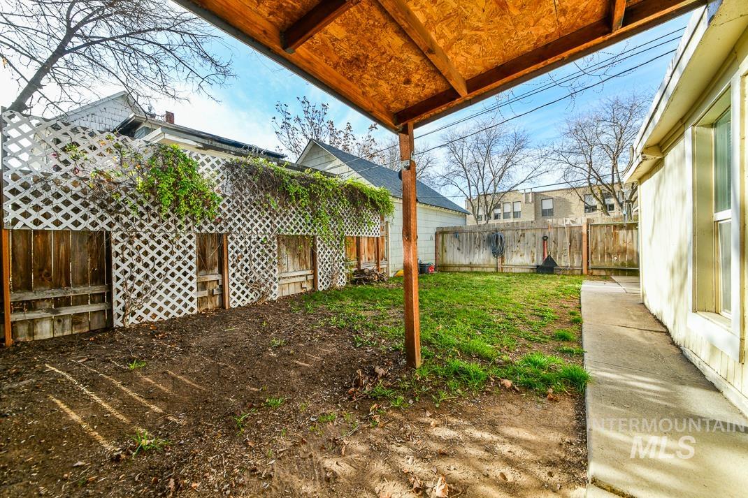 1416 5th St S, Nampa, Idaho 83651, 1 Bedroom, 1 Bathroom, Residential Income For Sale, Price $275,000, 98977438