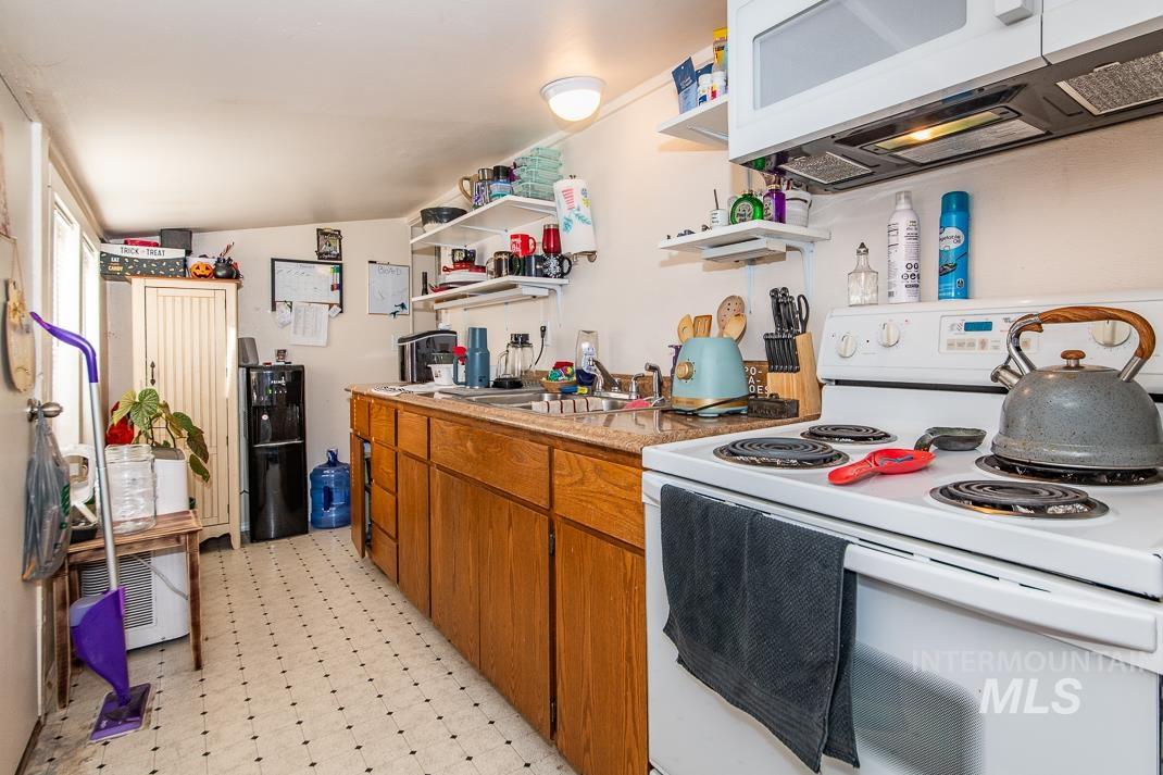 1416 5th St S, Nampa, Idaho 83651, 1 Bedroom, 1 Bathroom, Residential Income For Sale, Price $275,000, 98977438