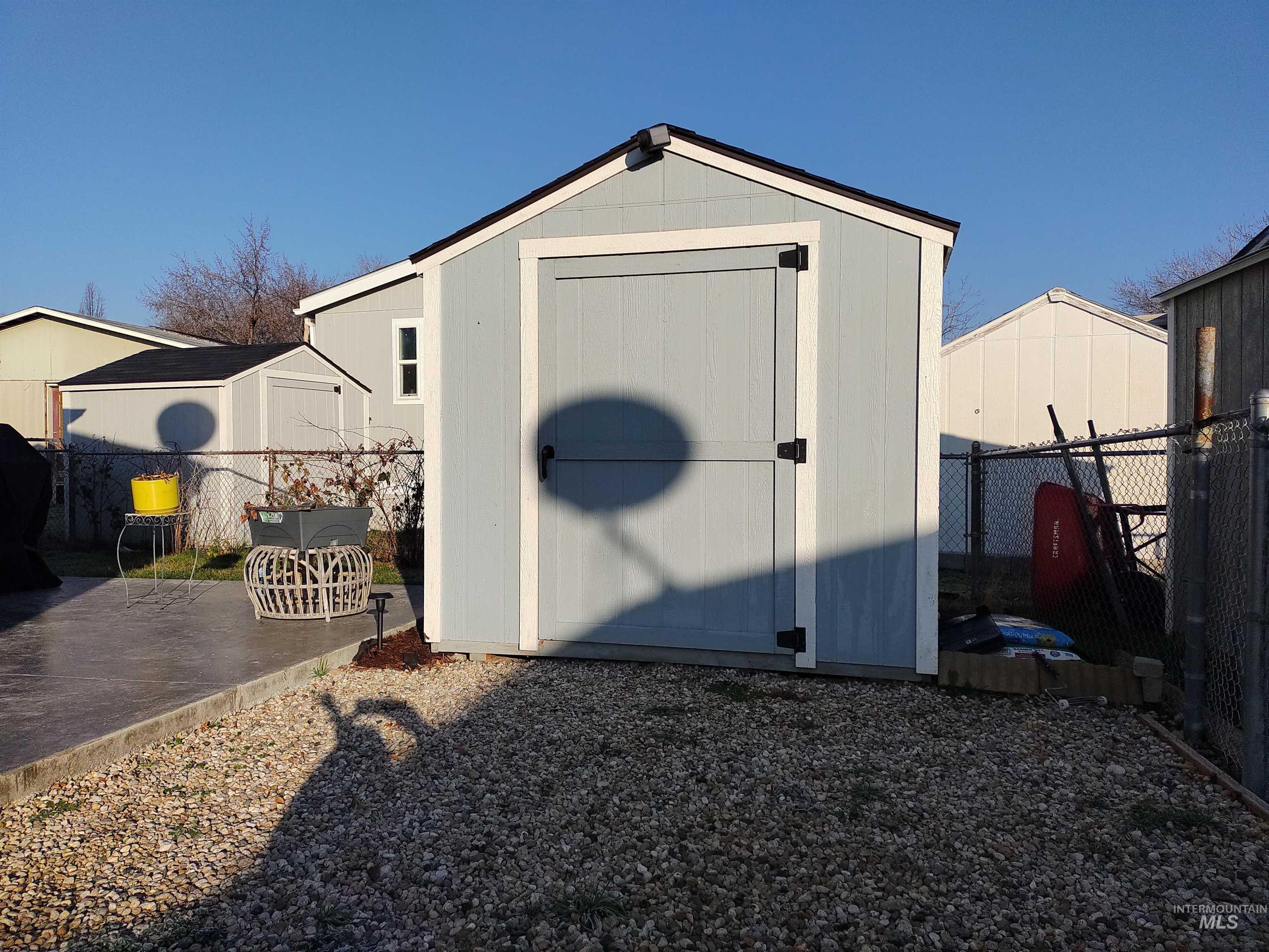 526 W Mesquite Street, Boise, Idaho 83713, 3 Bedrooms, 2 Bathrooms, Residential For Sale, Price $144,900,MLS 98977440