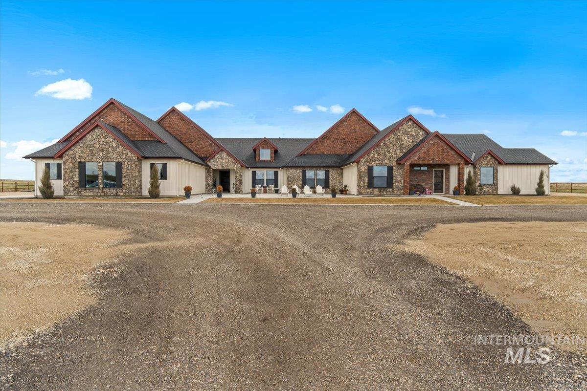 27202 Lon Davis Rd, Parma, Idaho 83660, 5 Bedrooms, 3.5 Bathrooms, Residential For Sale, Price $1,549,000, 98977445