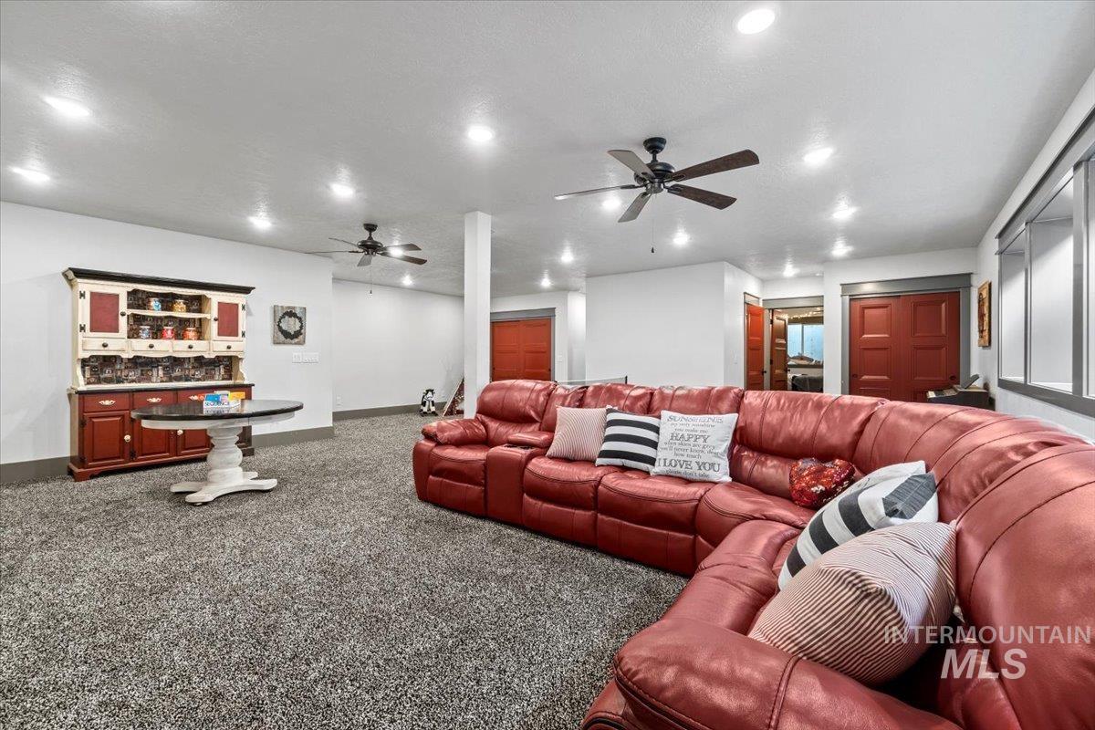 27202 Lon Davis Rd, Parma, Idaho 83660, 5 Bedrooms, 3.5 Bathrooms, Residential For Sale, Price $1,549,000, 98977445