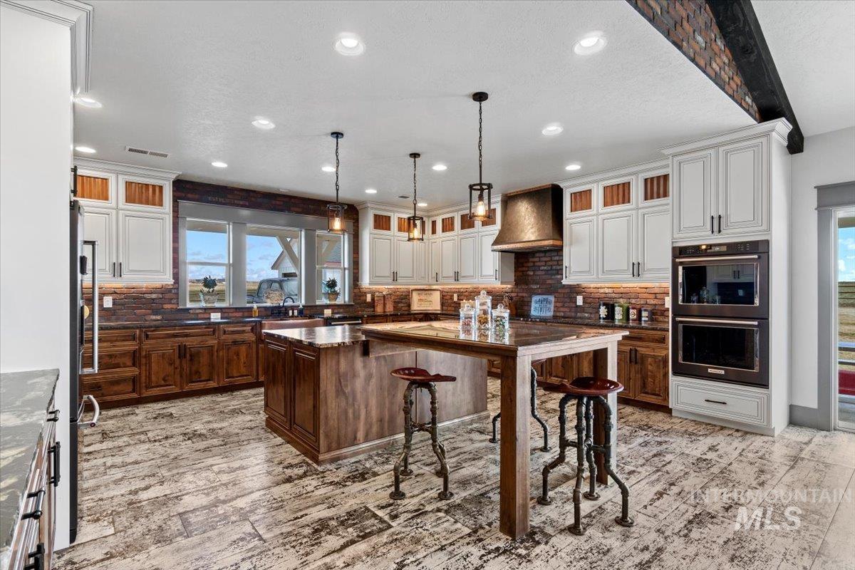 27202 Lon Davis Rd, Parma, Idaho 83660, 5 Bedrooms, 3.5 Bathrooms, Residential For Sale, Price $1,549,000, 98977445