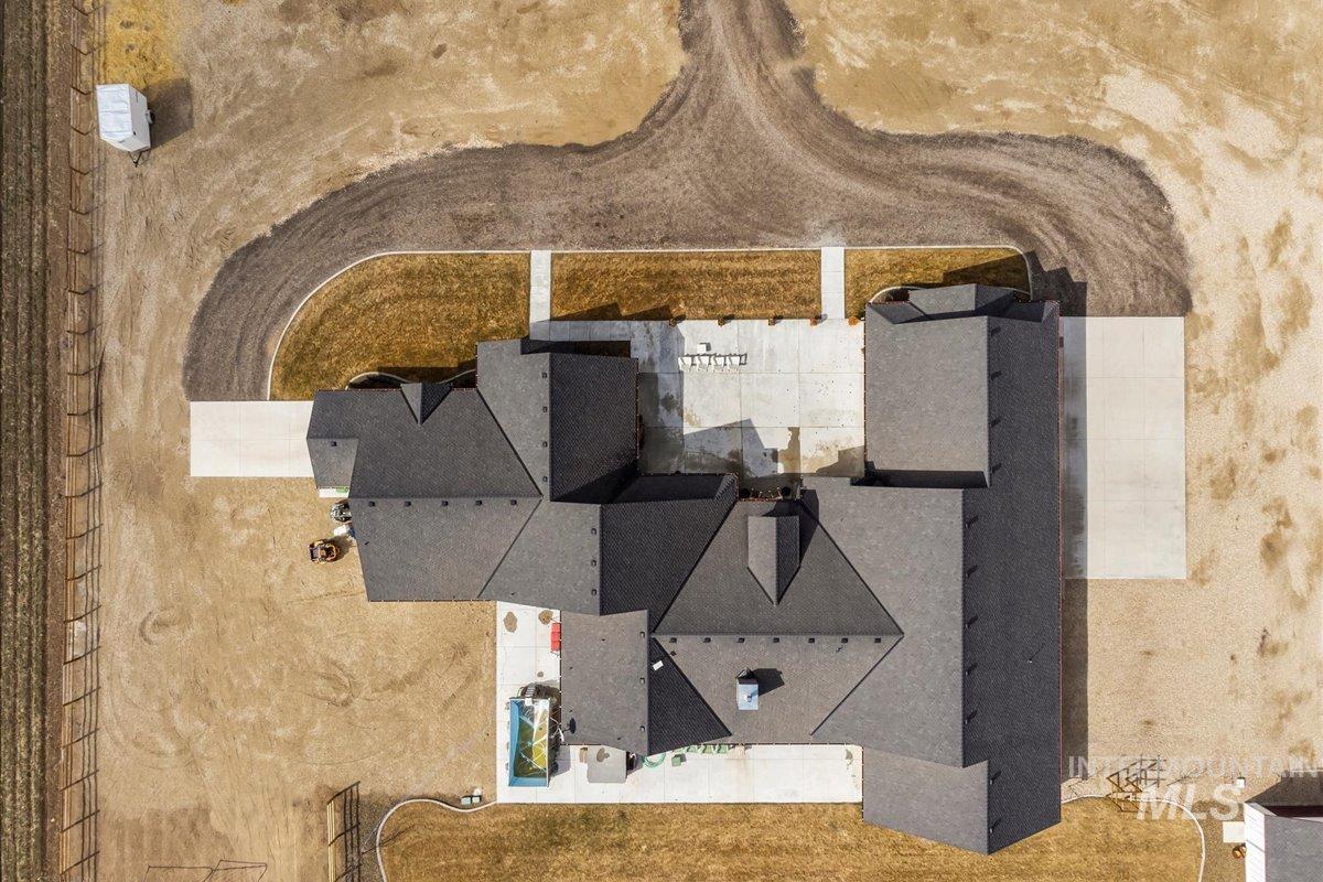 27202 Lon Davis Rd, Parma, Idaho 83660, 5 Bedrooms, 3.5 Bathrooms, Residential For Sale, Price $1,549,000, 98977445
