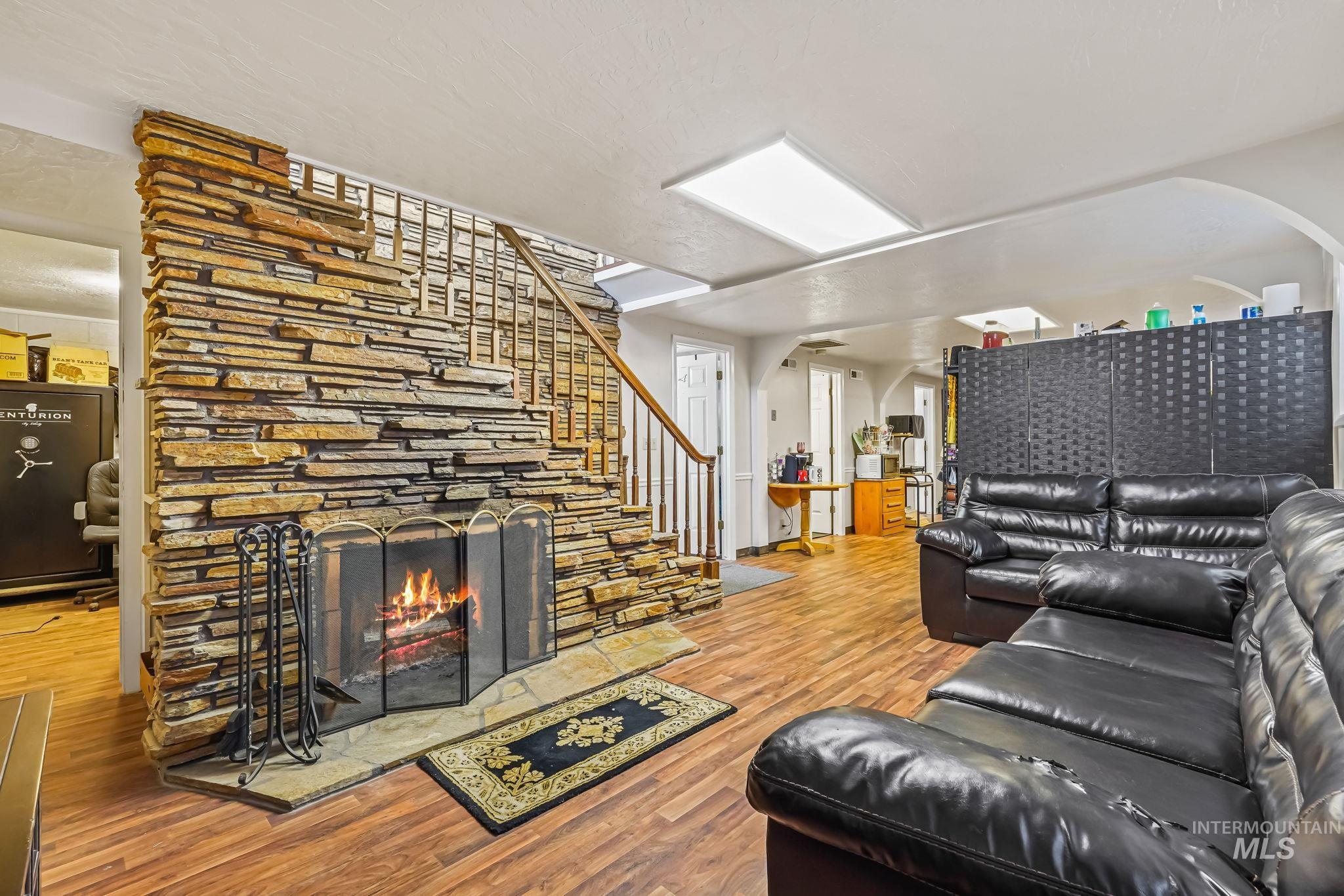 7227 Birch Lane, Nampa, Idaho 83687, 4 Bedrooms, 2 Bathrooms, Residential For Sale, Price $879,900, 98977449