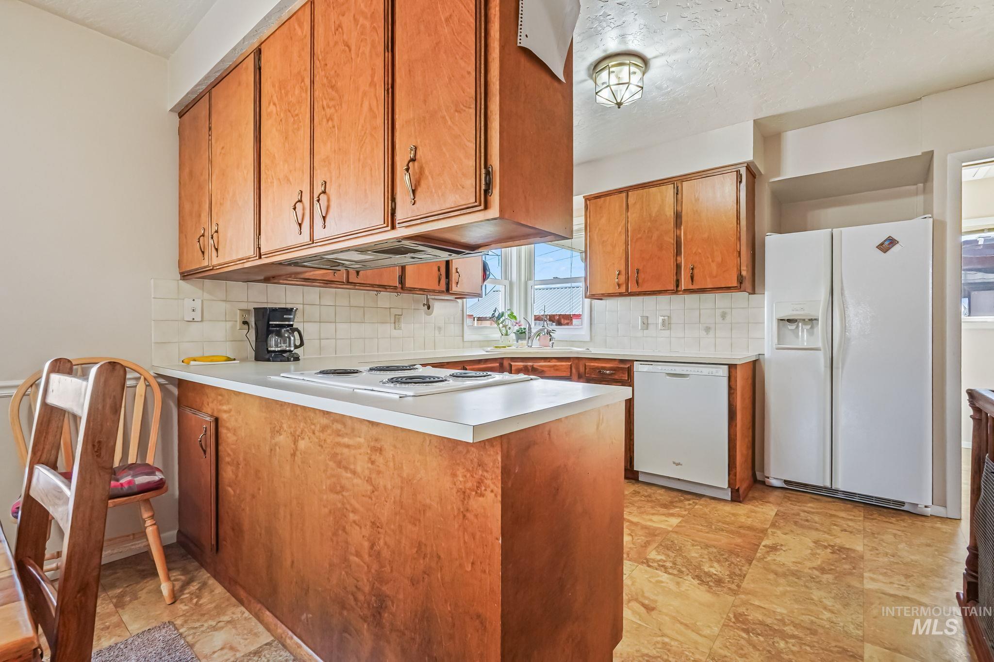 7227 Birch Lane, Nampa, Idaho 83687, 4 Bedrooms, 2 Bathrooms, Residential For Sale, Price $879,900, 98977449