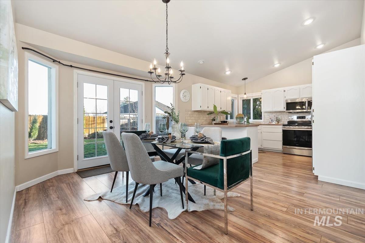 1544 E Falcon Rim Ct, Eagle, Idaho 83616, 4 Bedrooms, 3 Bathrooms, Residential For Sale, Price $597,500, 98977450