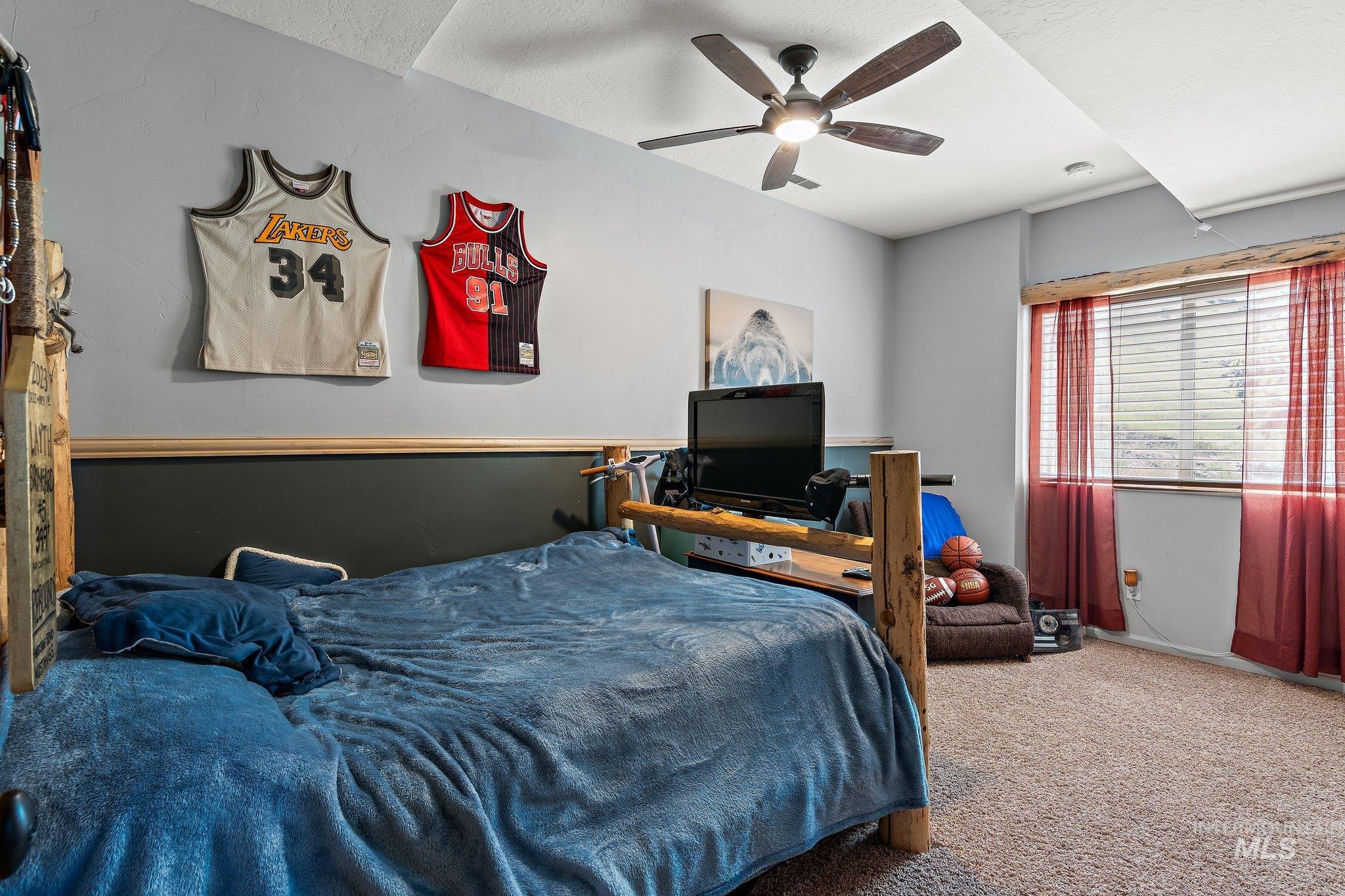 11714 Chukar Ridge Lane, Horseshoe Bend, Idaho 83629, 4 Bedrooms, 3 Bathrooms, Residential For Sale, Price $899,900, 98977452