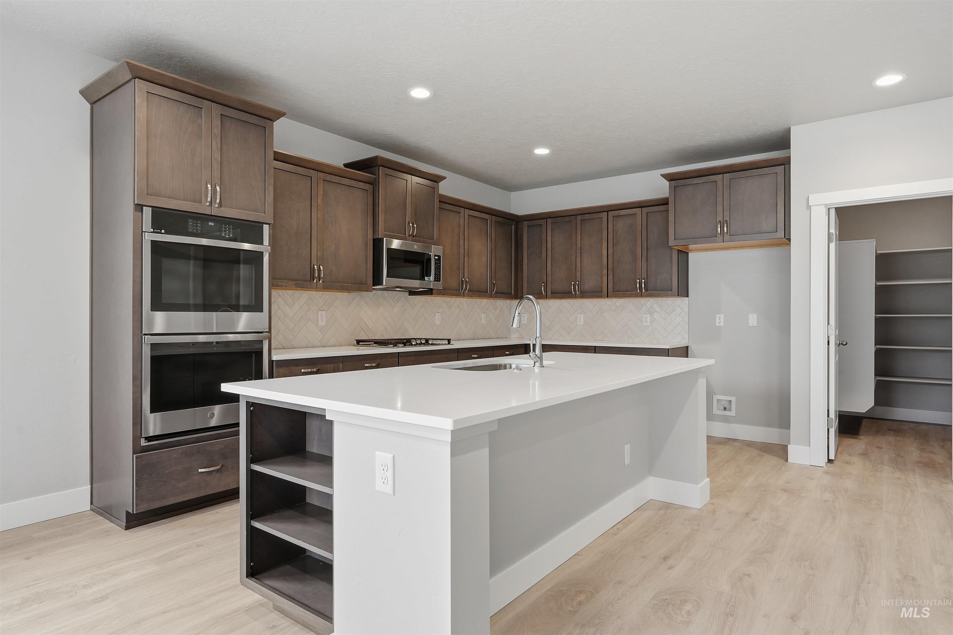 5702 W Ladle Rapids St, Meridian, Idaho 83646, 3 Bedrooms, 3.5 Bathrooms, Residential For Sale, Price $669,990, 98977456