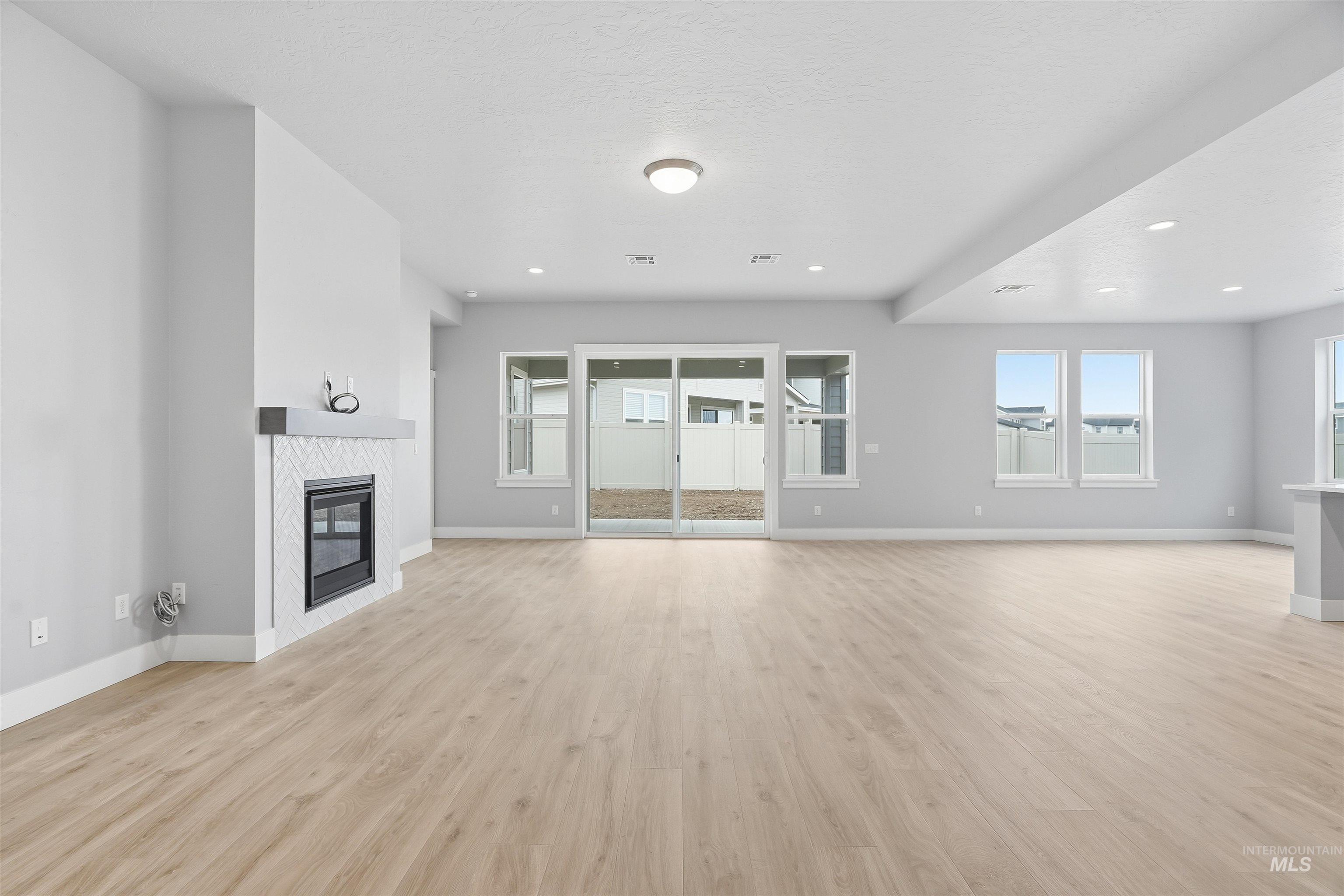 5702 W Ladle Rapids St, Meridian, Idaho 83646, 3 Bedrooms, 3.5 Bathrooms, Residential For Sale, Price $669,990,MLS 98977456