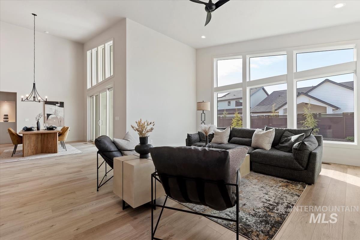 7689 W Lookout View St, Meridian, Idaho 83646, 3 Bedrooms, 2.5 Bathrooms, Residential For Sale, Price $929,900, 98977460