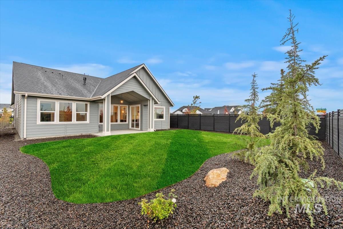 7731 W Daybreak Run Ct, Meridian, Idaho 83646, 3 Bedrooms, 2 Bathrooms, Residential For Sale, Price $599,900, 98977463