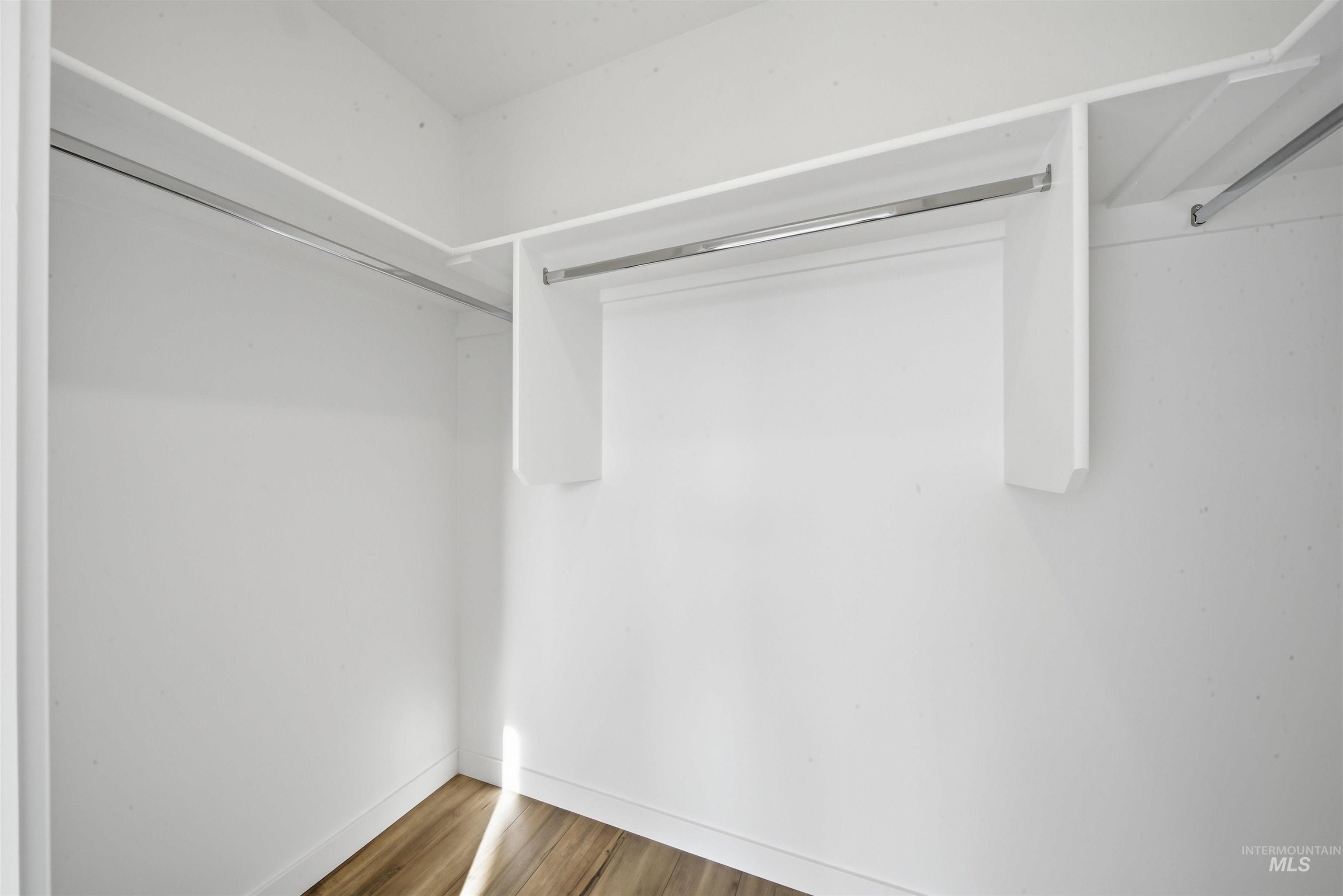 18423 N Sparkleberry Ave, Nampa, Idaho 83687, 3 Bedrooms, 2 Bathrooms, Residential For Sale, Price $385,000, 98977472