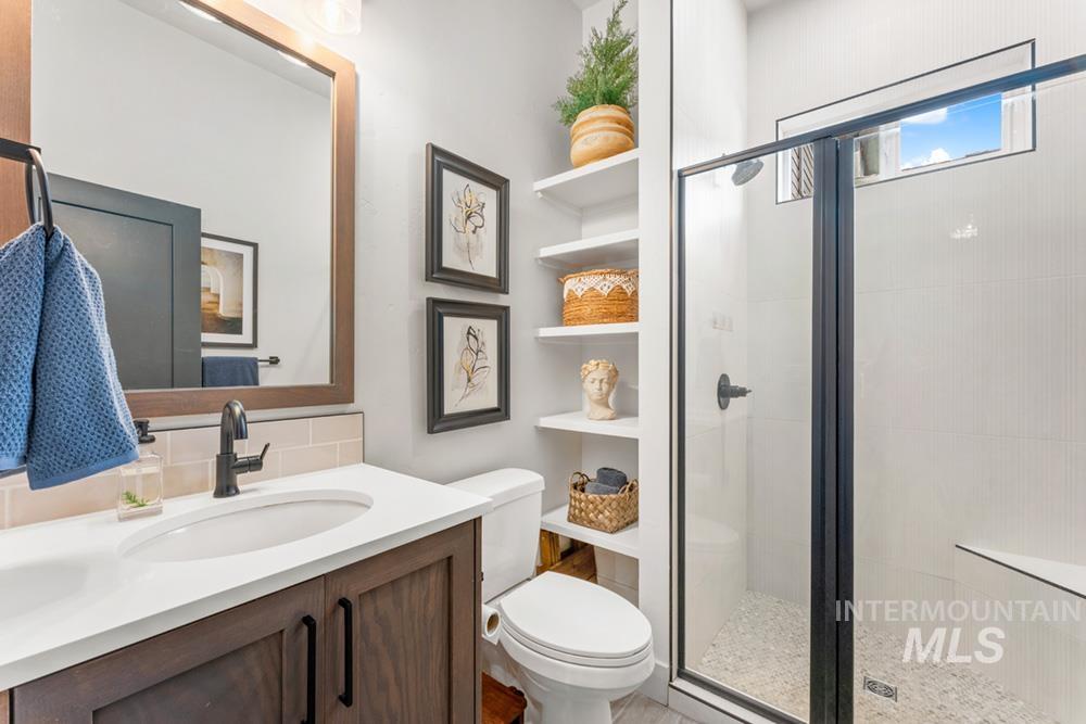 6981 N Maplestone Ave, Meridian, Idaho 83646, 6 Bedrooms, 4 Bathrooms, Residential For Sale, Price $1,195,000, 98977473