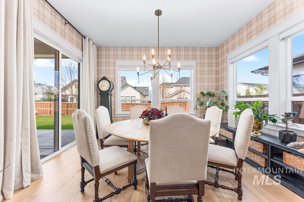 6981 N Maplestone Ave, Meridian, Idaho 83646, 6 Bedrooms, 4 Bathrooms, Residential For Sale, Price $1,195,000,MLS 98977473