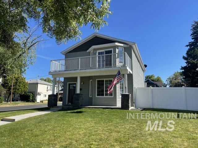 226 1St. Avenue, Lewiston, Idaho 83501, 3 Bedrooms, 2.5 Bathrooms, Residential For Sale, Price $425,000,MLS 98977475