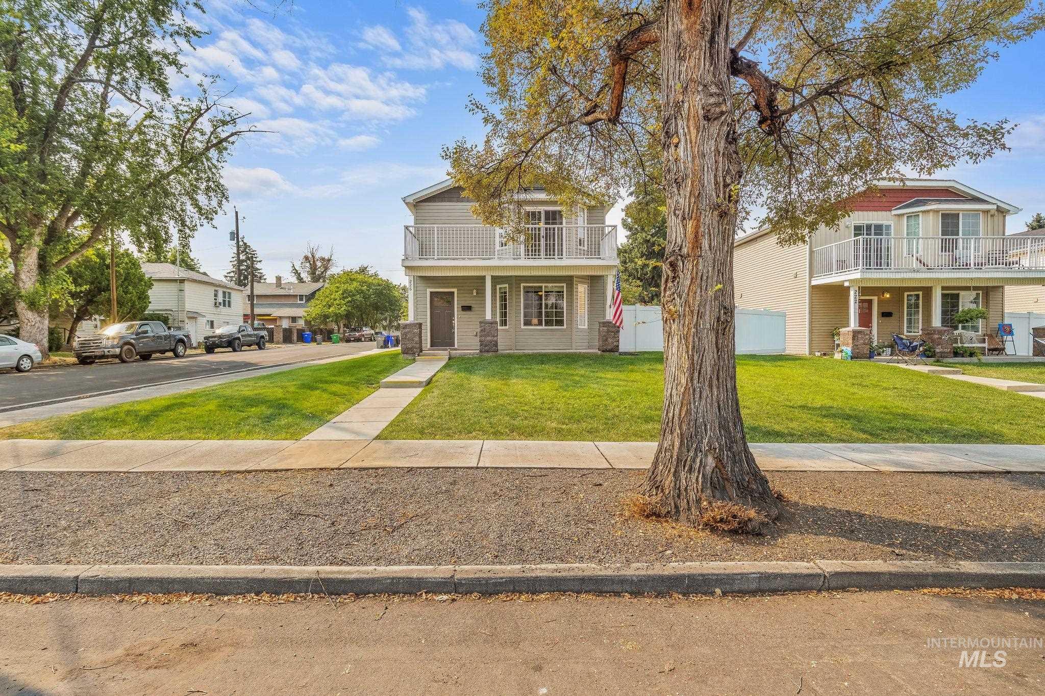 226 1St. Avenue, Lewiston, Idaho 83501, 3 Bedrooms, 2.5 Bathrooms, Residential For Sale, Price $399,000,MLS 98977475