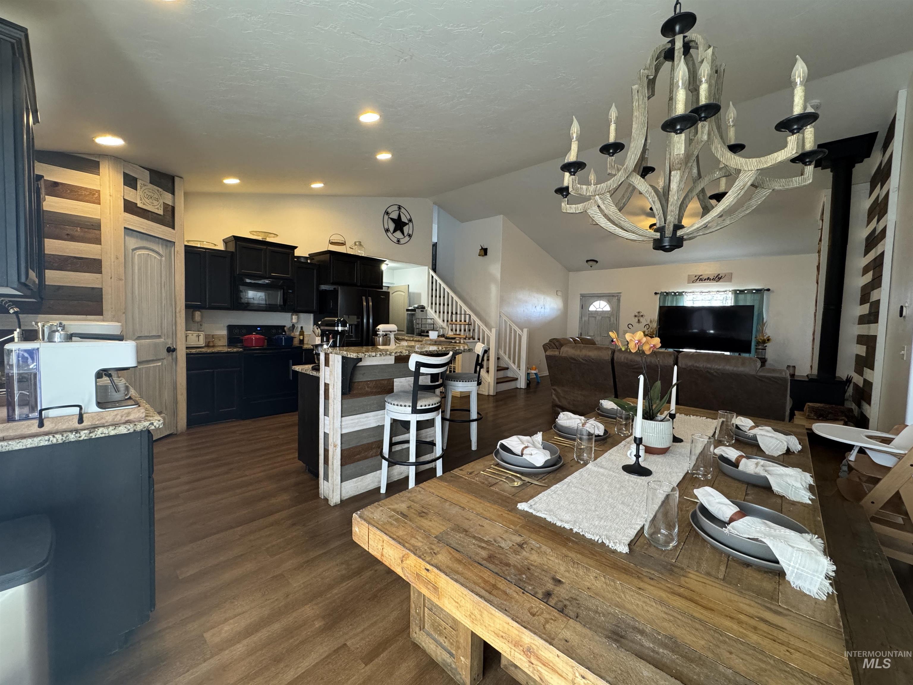 817 Owl Court, Jerome, Idaho 83338, 4 Bedrooms, 2 Bathrooms, Residential For Sale, Price $459,000, 98977476