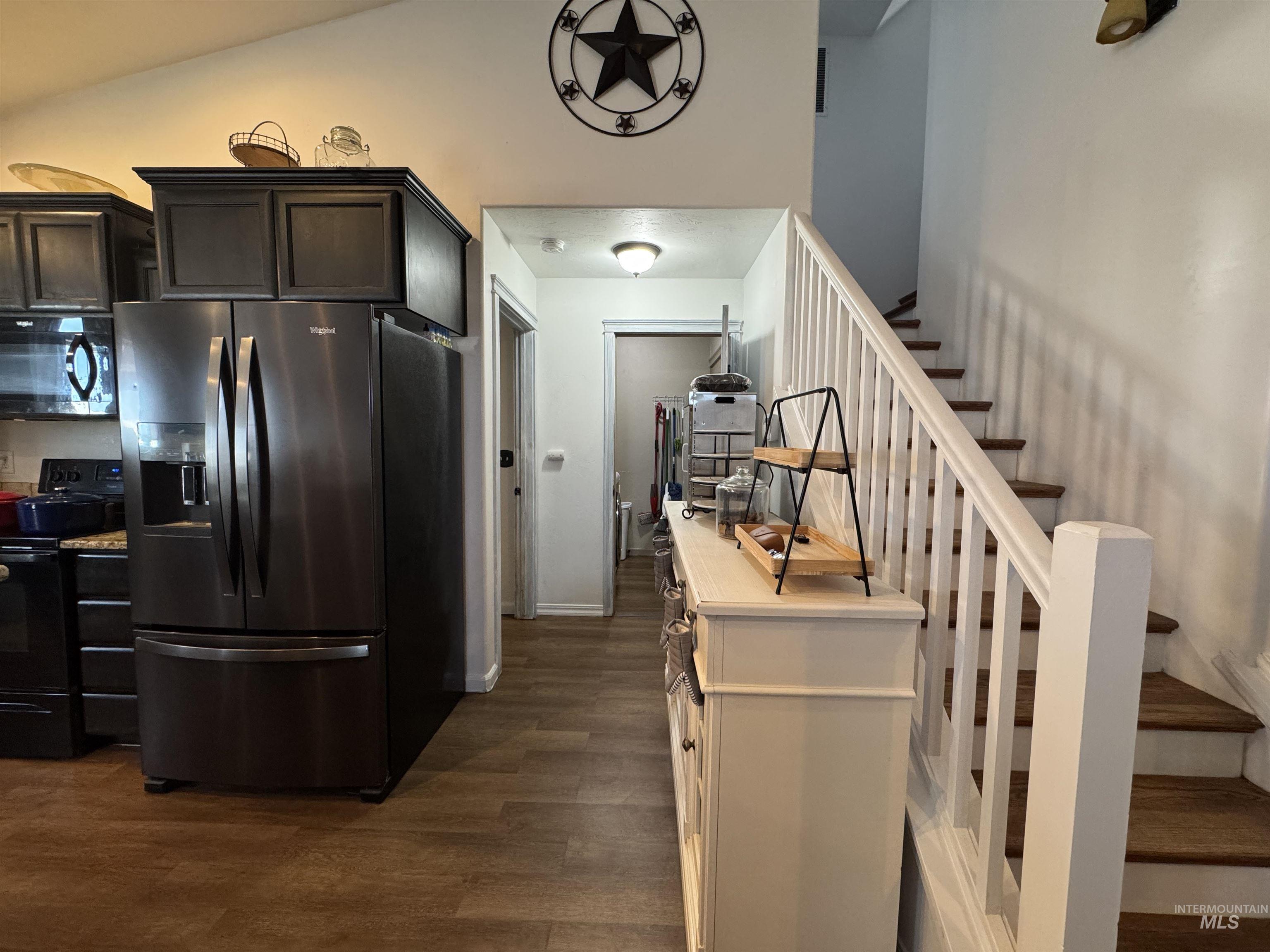 817 Owl Court, Jerome, Idaho 83338, 4 Bedrooms, 2 Bathrooms, Residential For Sale, Price $435,000,MLS 98977476