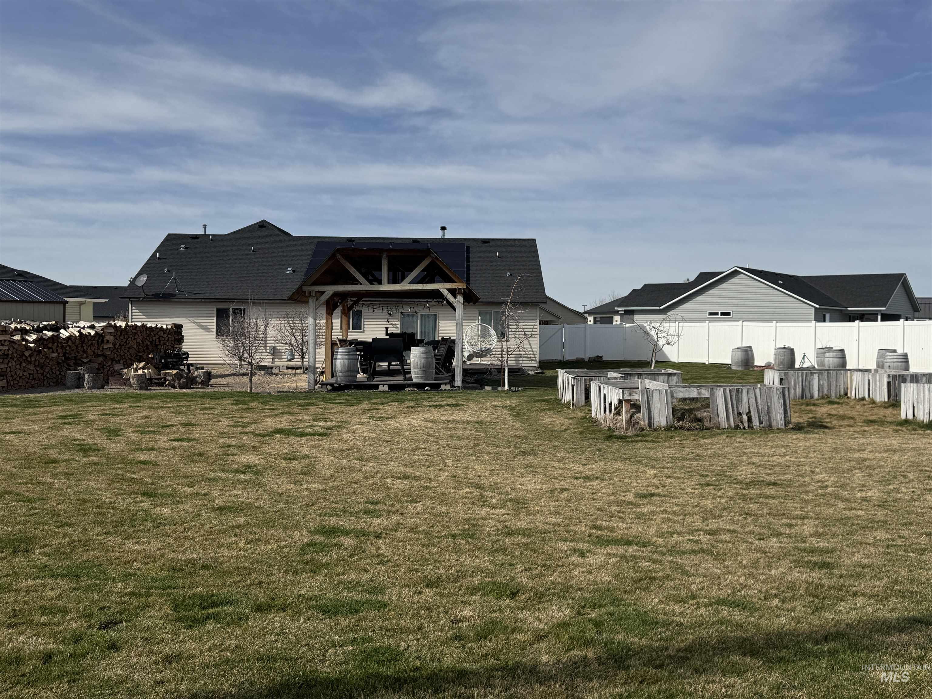 817 Owl Court, Jerome, Idaho 83338, 4 Bedrooms, 2 Bathrooms, Residential For Sale, Price $459,000, 98977476