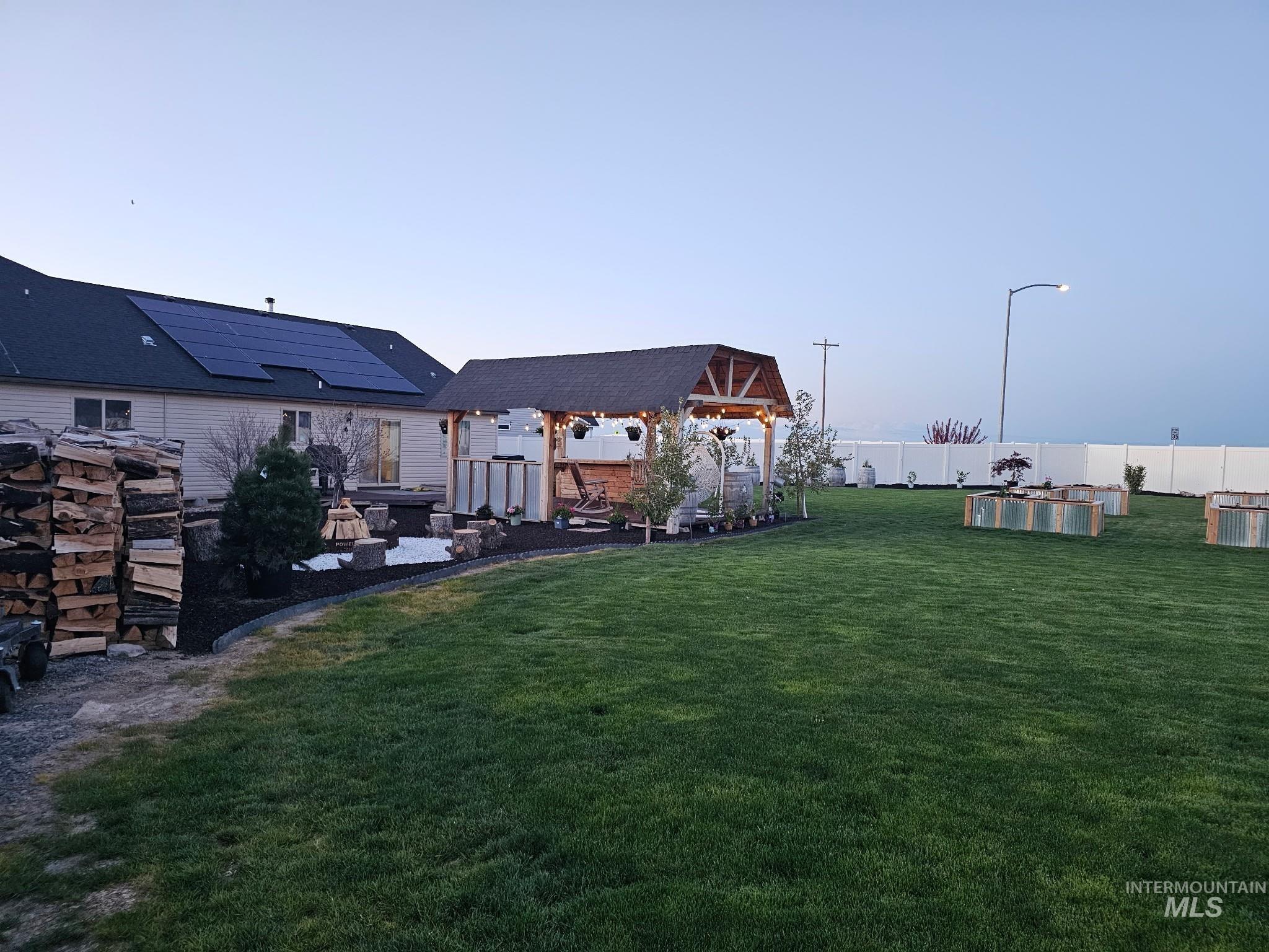 817 Owl Court, Jerome, Idaho 83338, 4 Bedrooms, 2 Bathrooms, Residential For Sale, Price $459,000,MLS 98977476