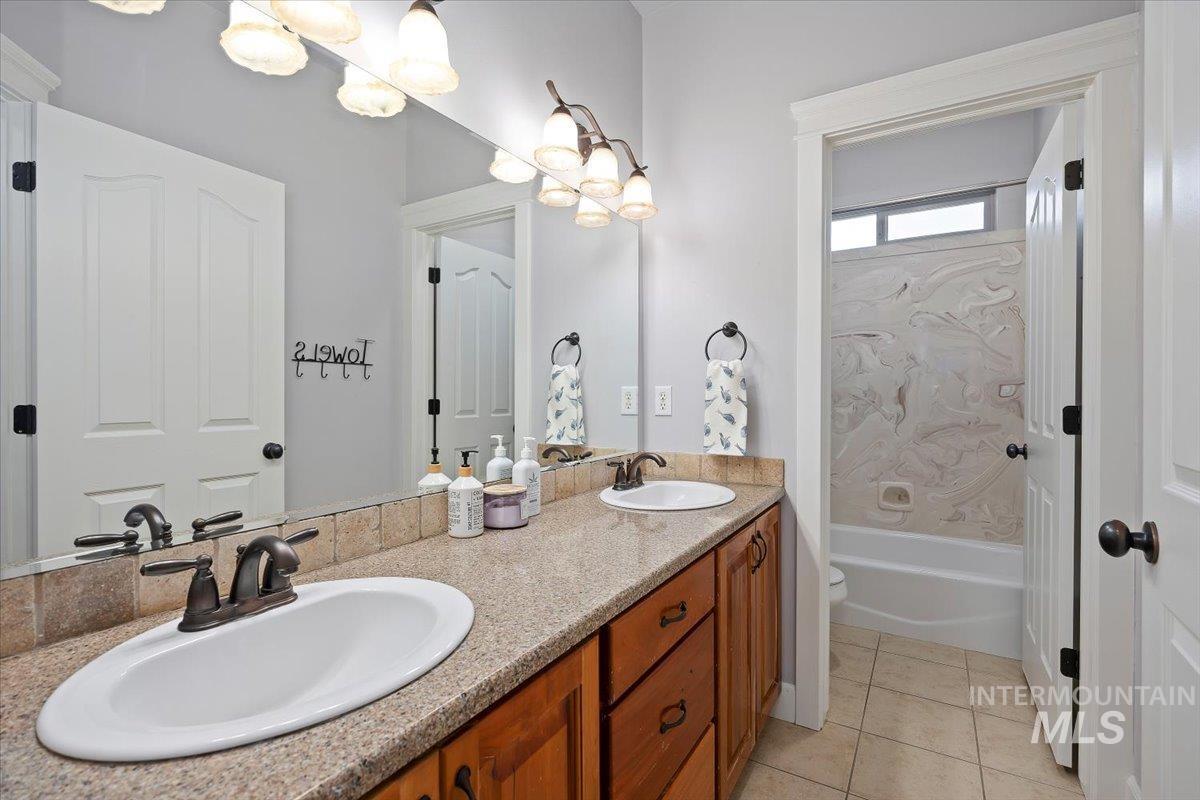1709 N McKinley St, Jerome, Idaho 83338, 4 Bedrooms, 2 Bathrooms, Residential For Sale, Price $514,900, 98977482