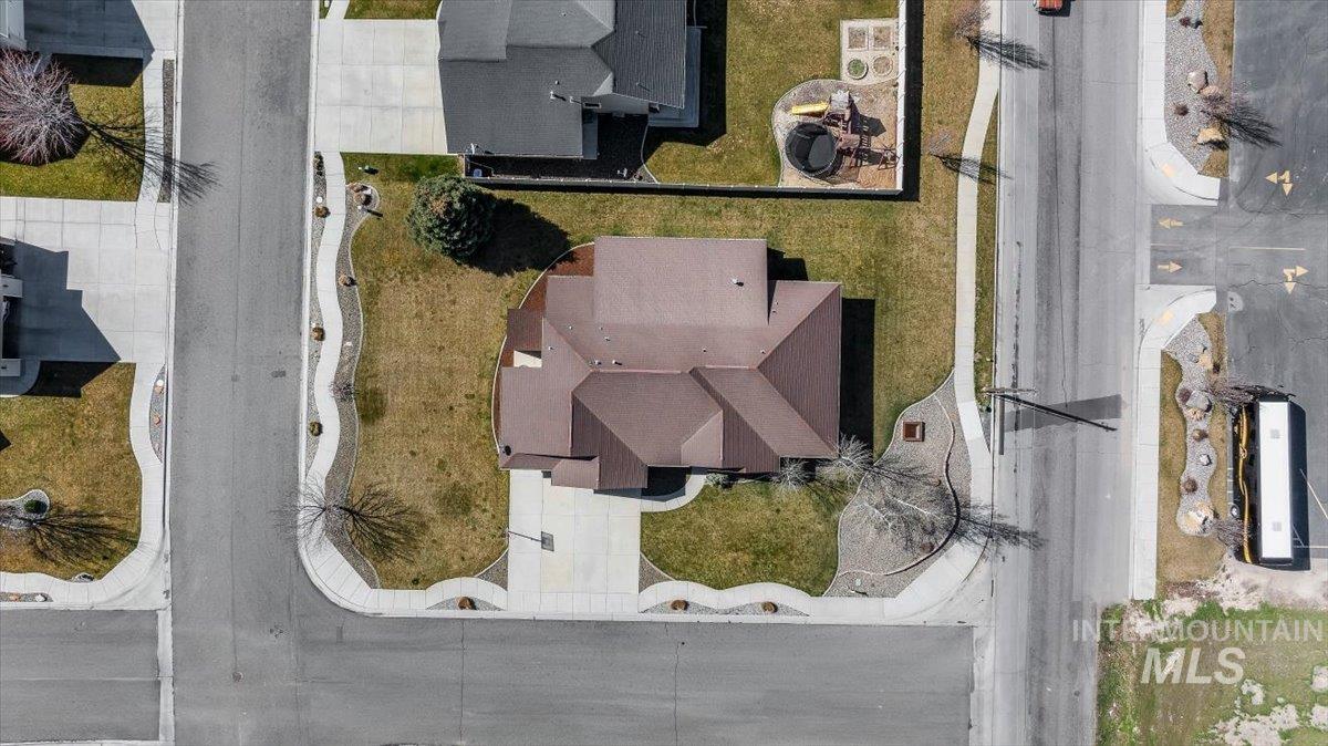 1709 N McKinley St, Jerome, Idaho 83338, 4 Bedrooms, 2 Bathrooms, Residential For Sale, Price $529,900, 98977482