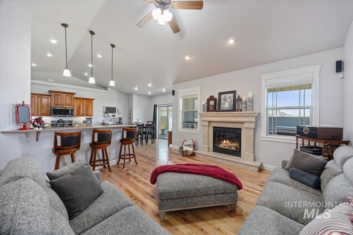 1709 N McKinley St, Jerome, Idaho 83338, 4 Bedrooms, 2 Bathrooms, Residential For Sale, Price $529,900, 98977482