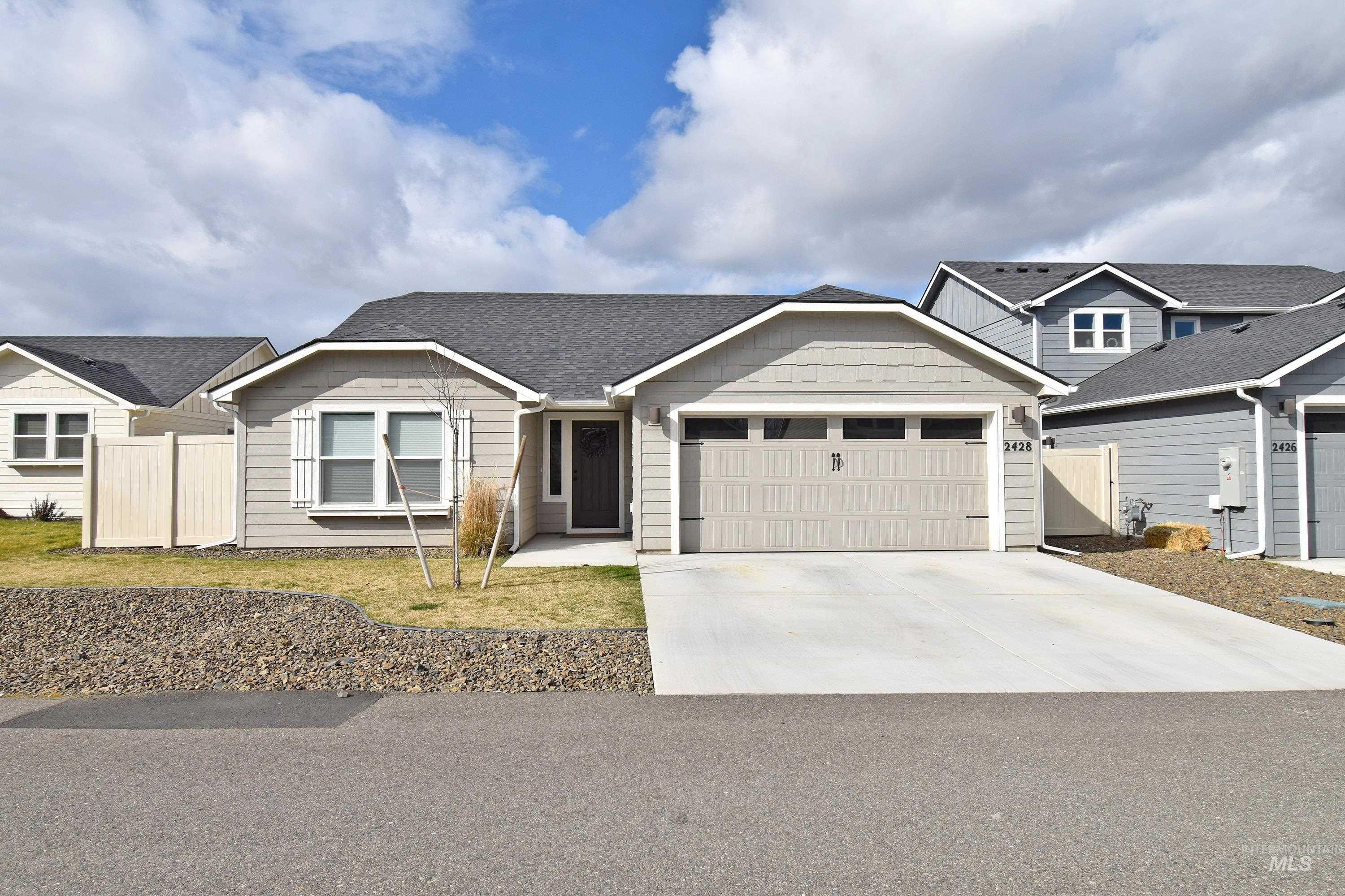 2428 Legacy Court, Clarkston, Washington 99403, 3 Bedrooms, 2 Bathrooms, Residential For Sale, Price $415,000, 98977484