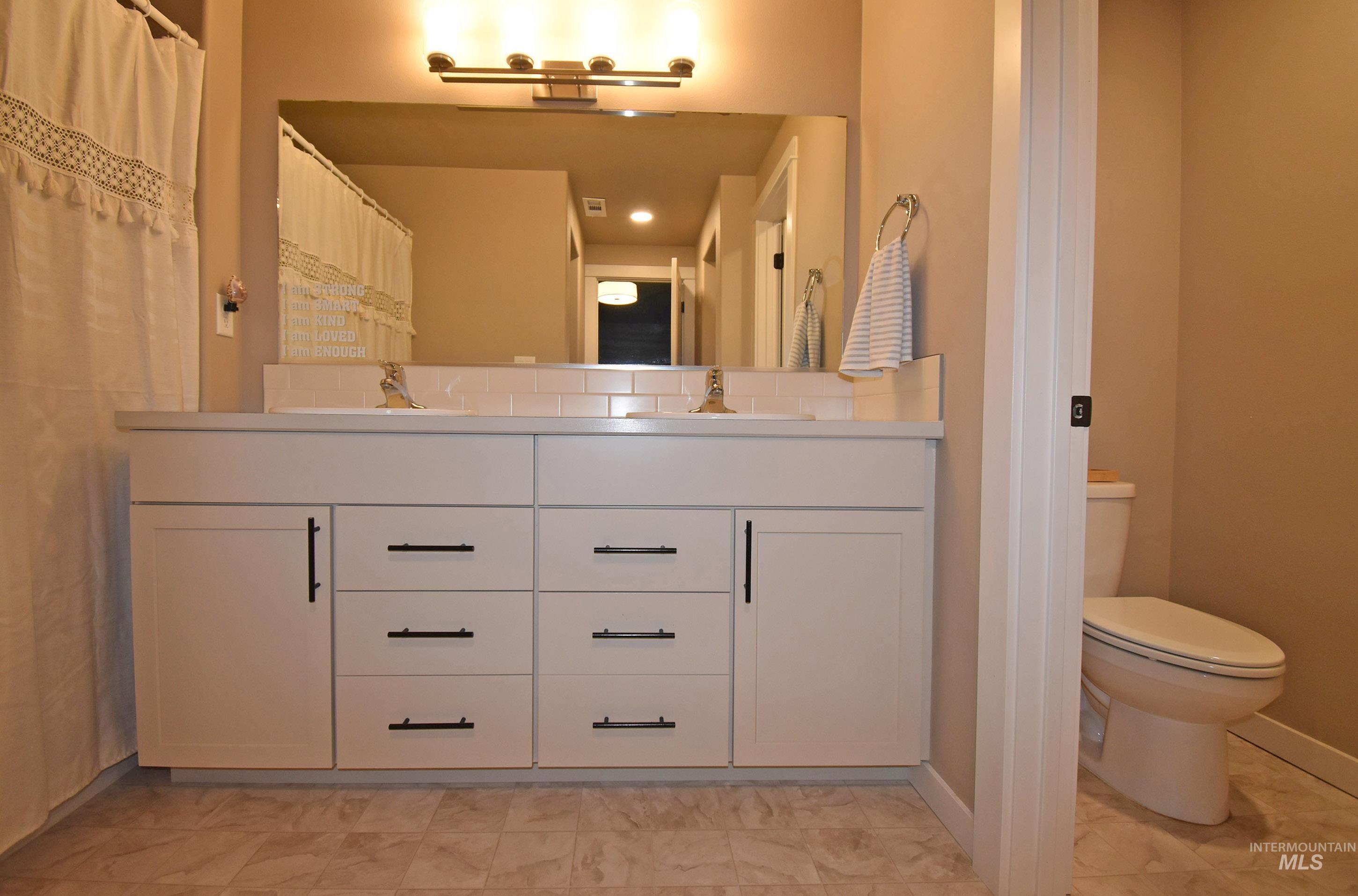 2428 Legacy Court, Clarkston, Washington 99403, 3 Bedrooms, 2 Bathrooms, Residential For Sale, Price $415,000, 98977484