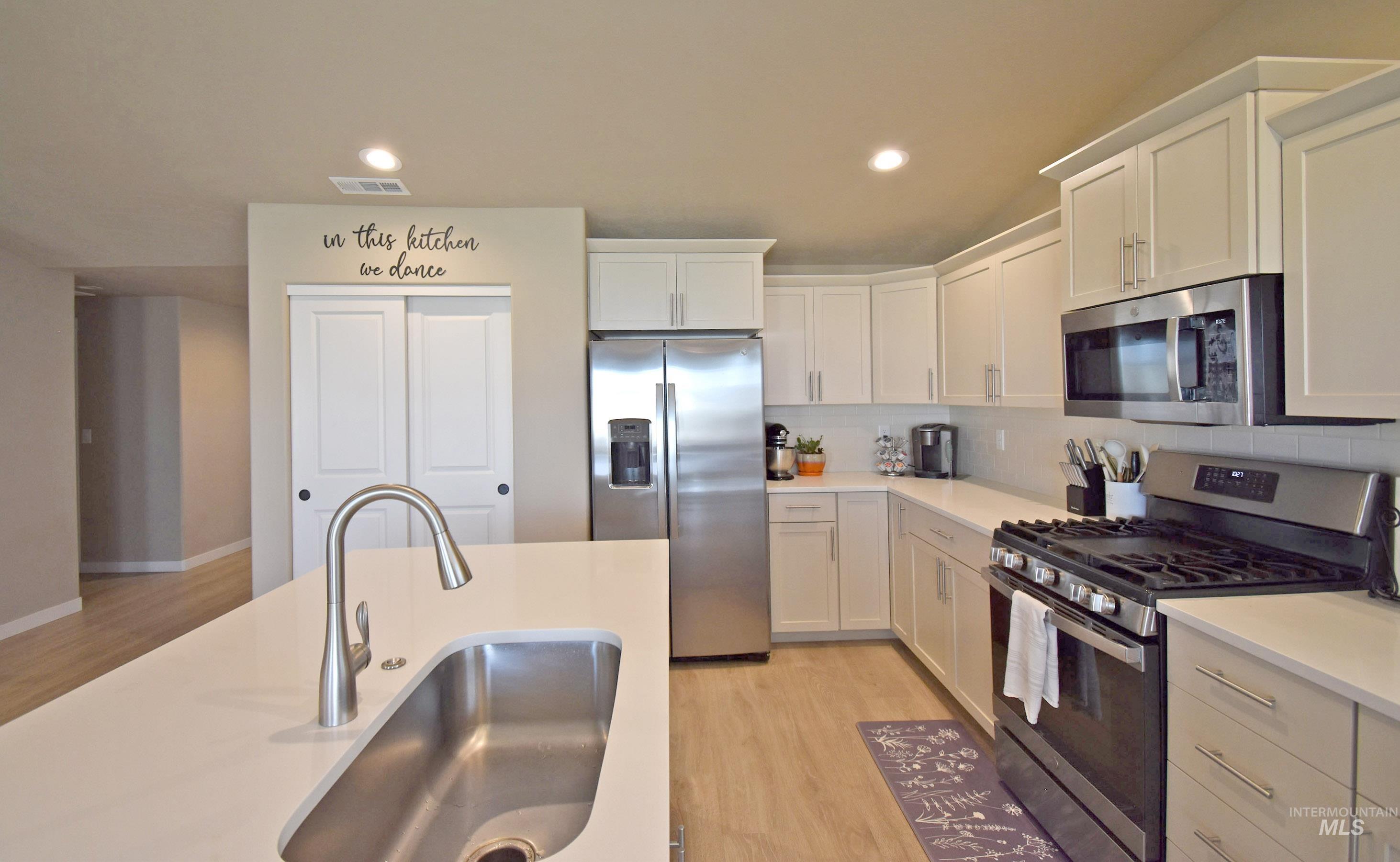 2428 Legacy Court, Clarkston, Washington 99403, 3 Bedrooms, 2 Bathrooms, Residential For Sale, Price $415,000, 98977484