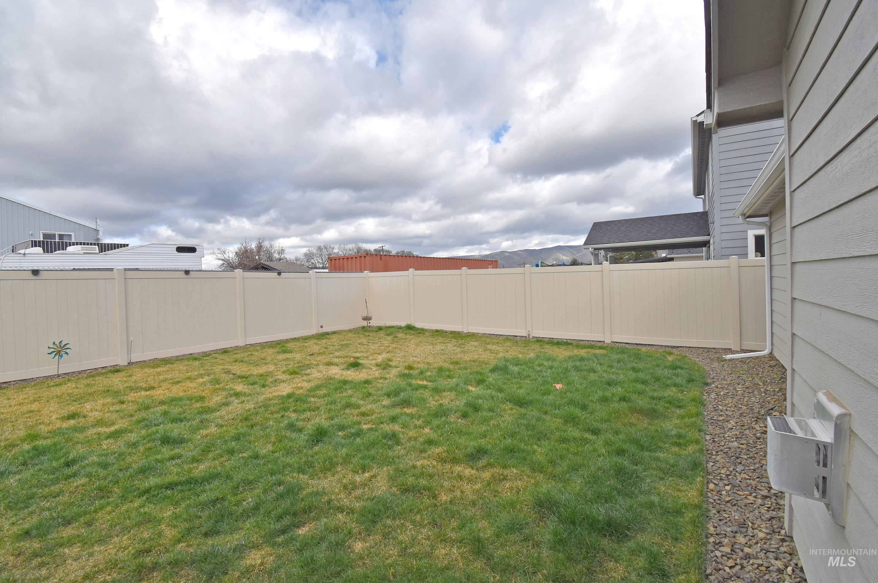 2428 Legacy Court, Clarkston, Washington 99403, 3 Bedrooms, 2 Bathrooms, Residential For Sale, Price $415,000, 98977484